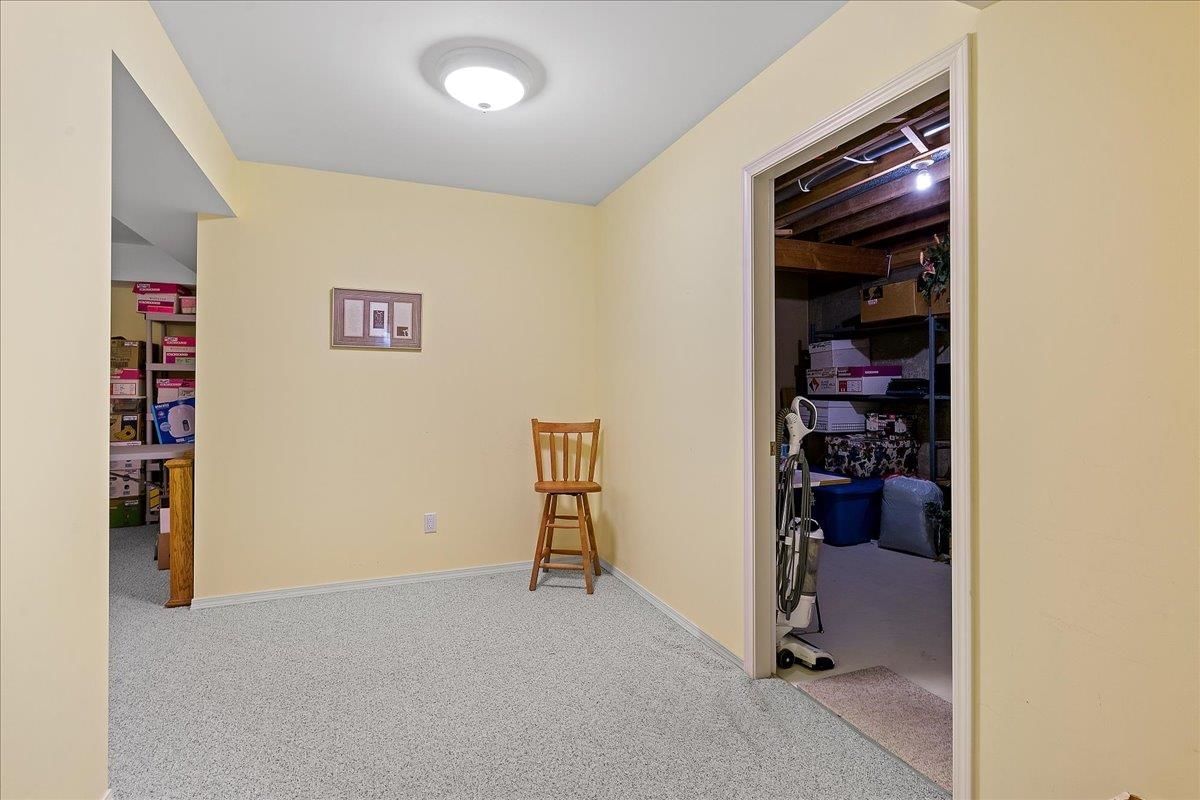 Listing Image 29