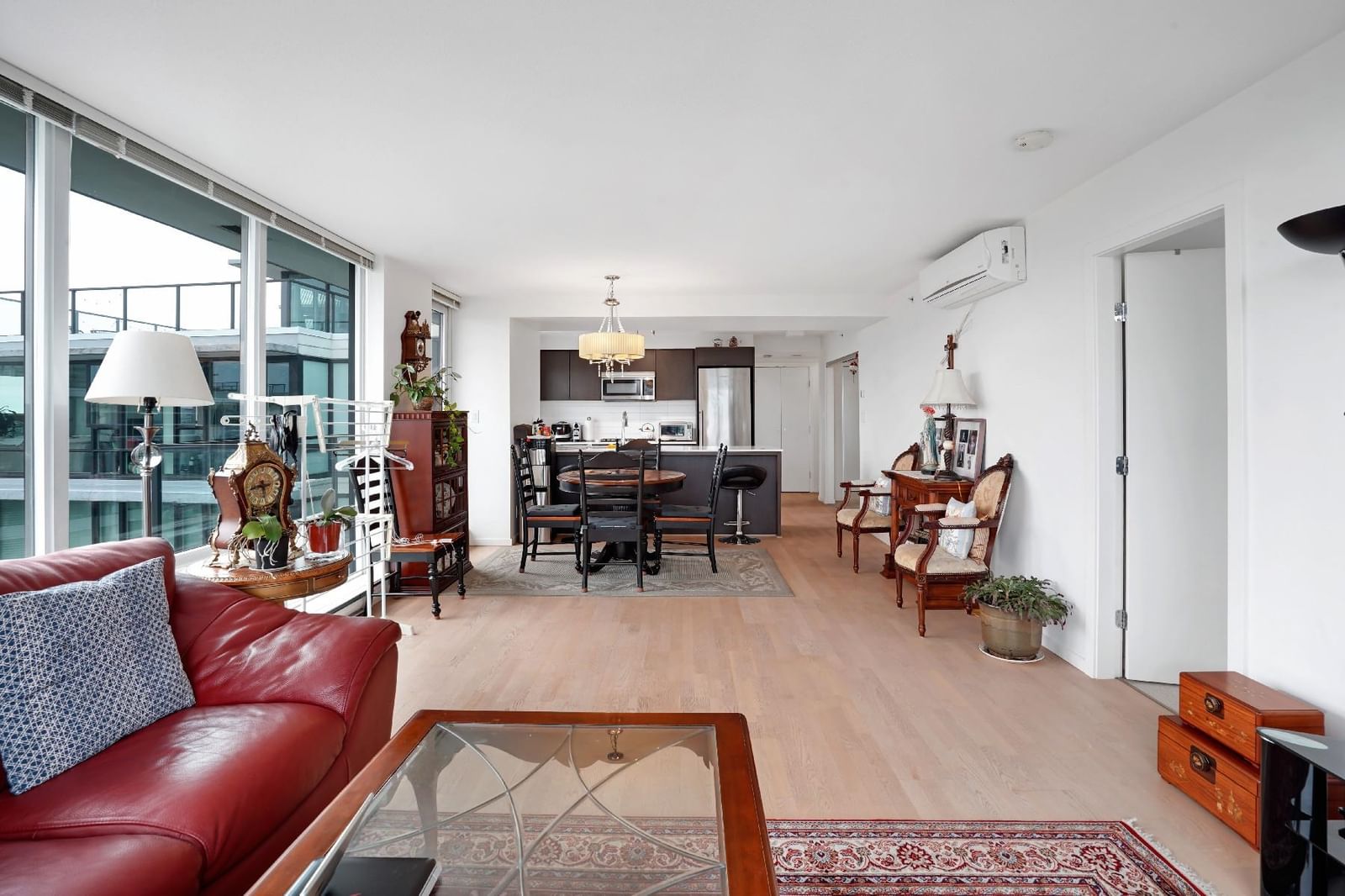 Listing Image 18