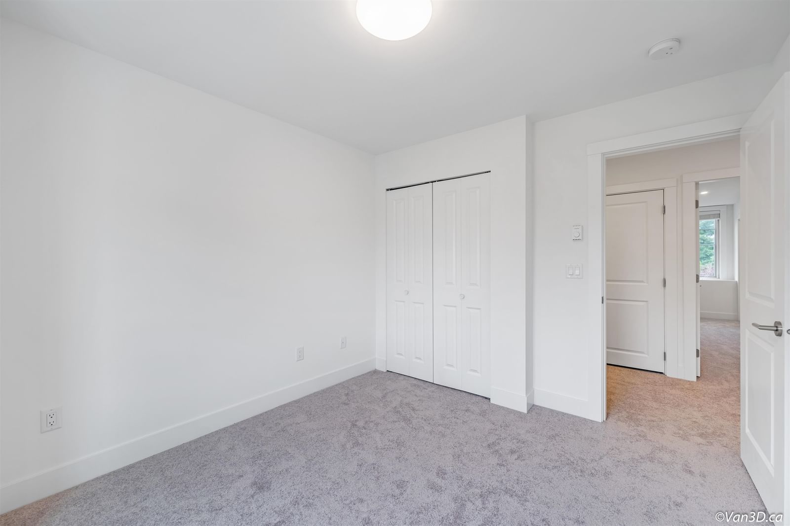 Listing Image 24