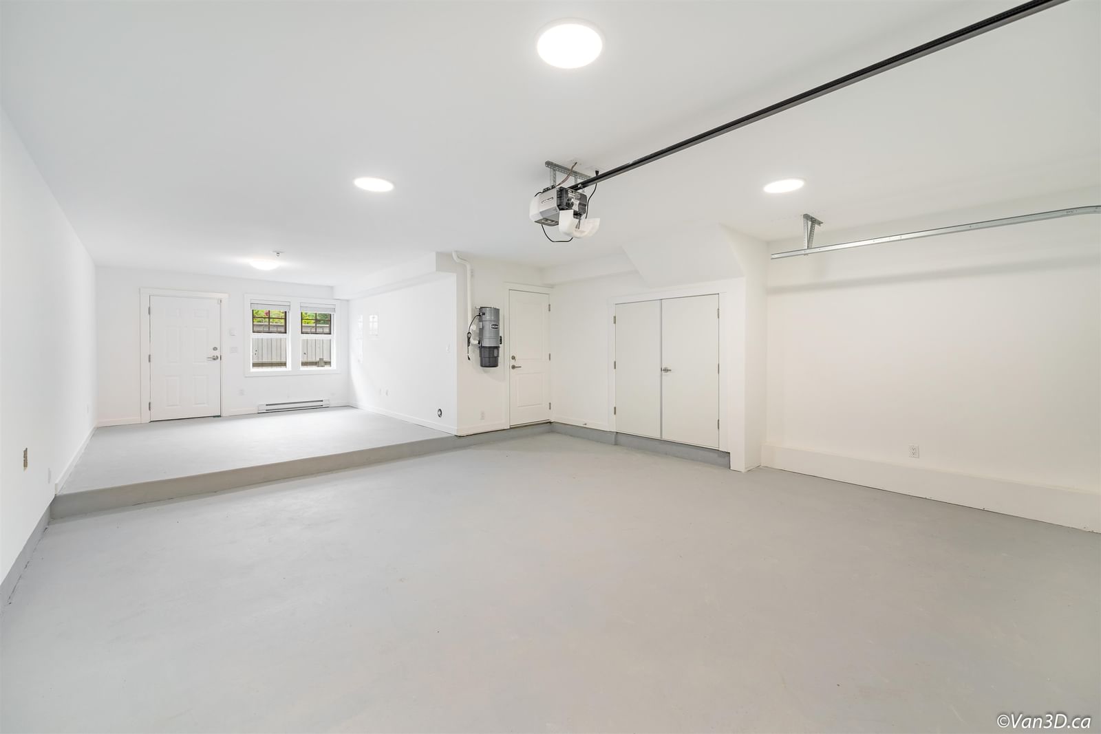Listing Image 28