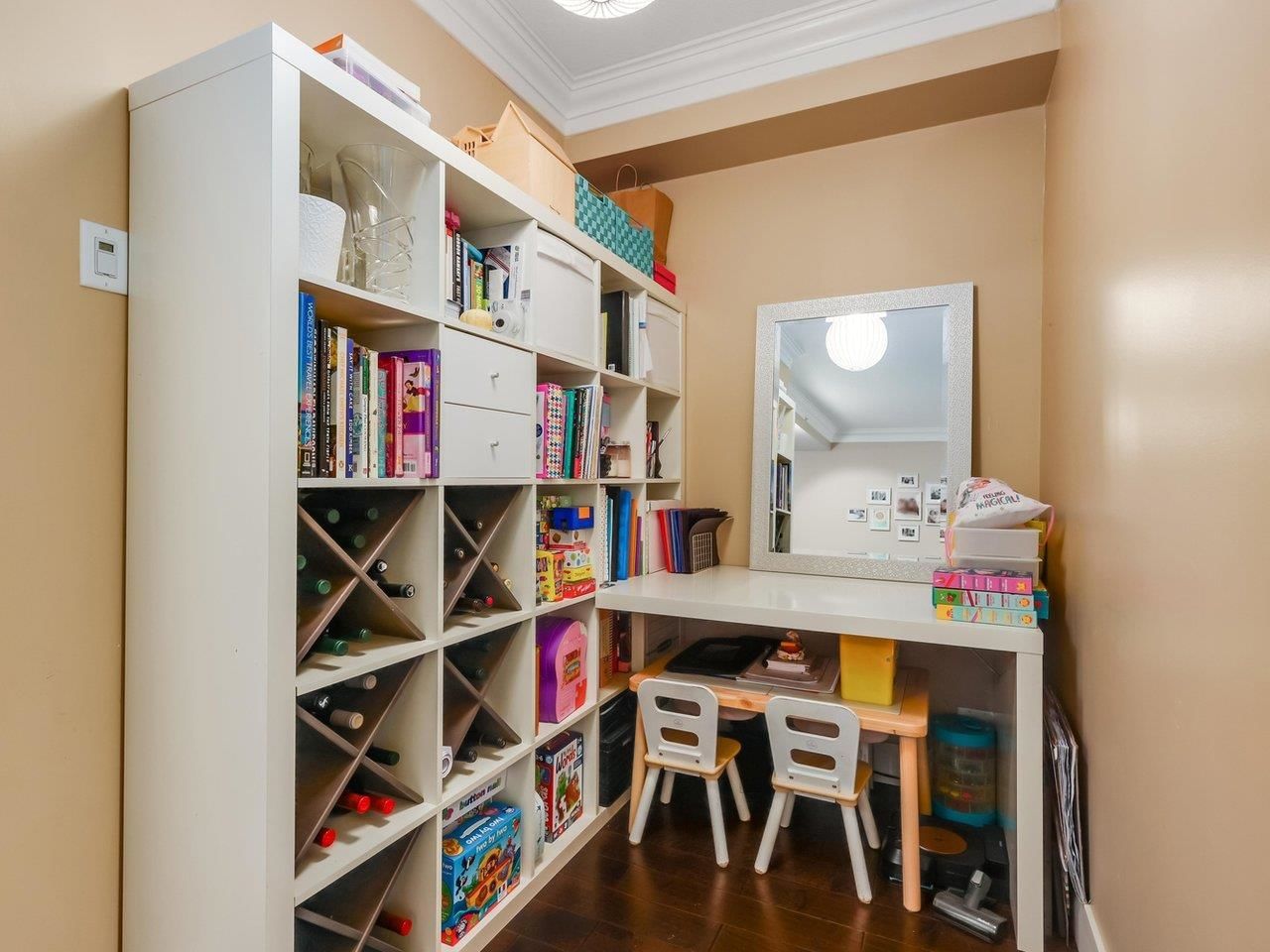 Listing Image 15