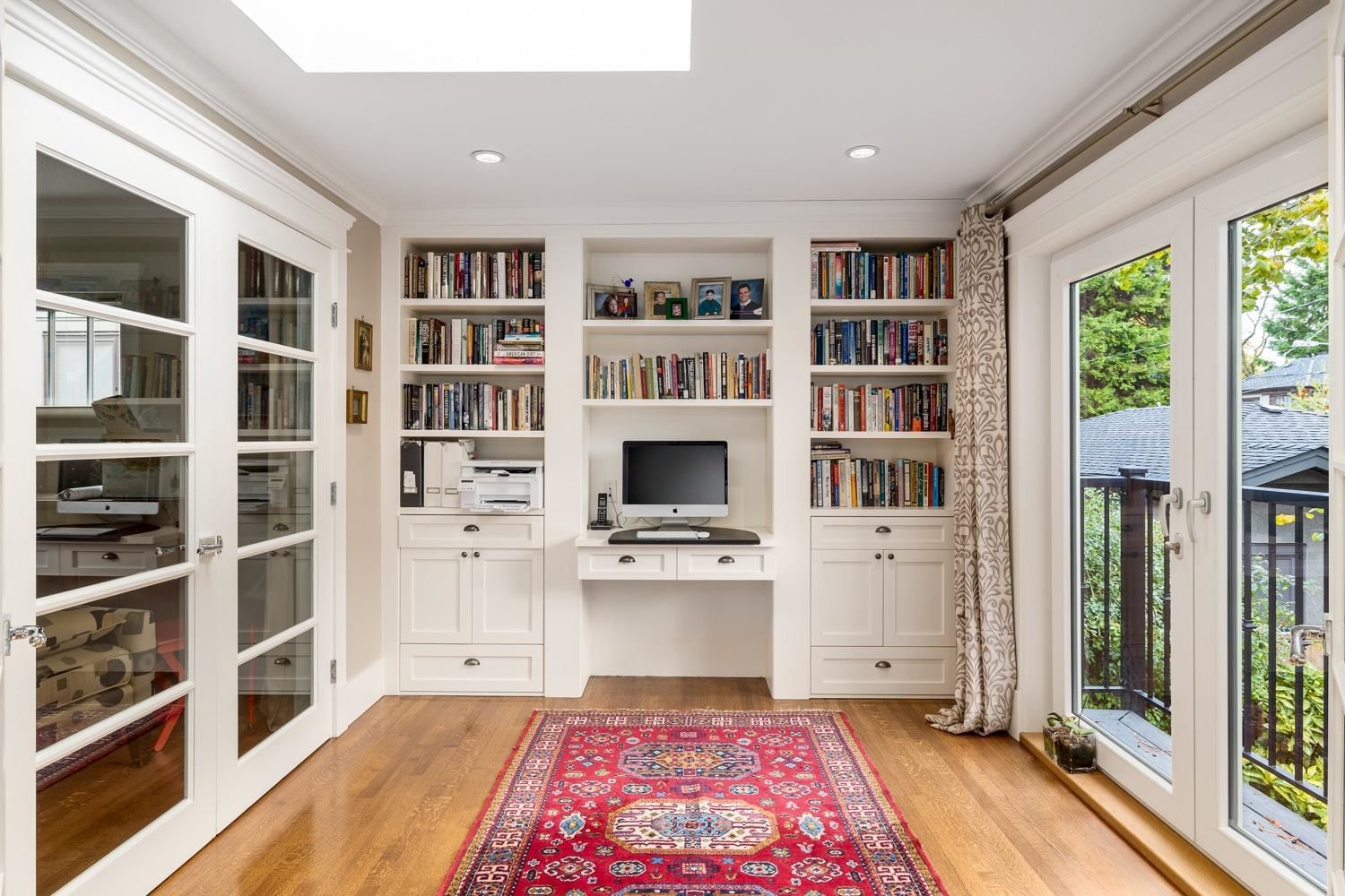 Listing Image 11