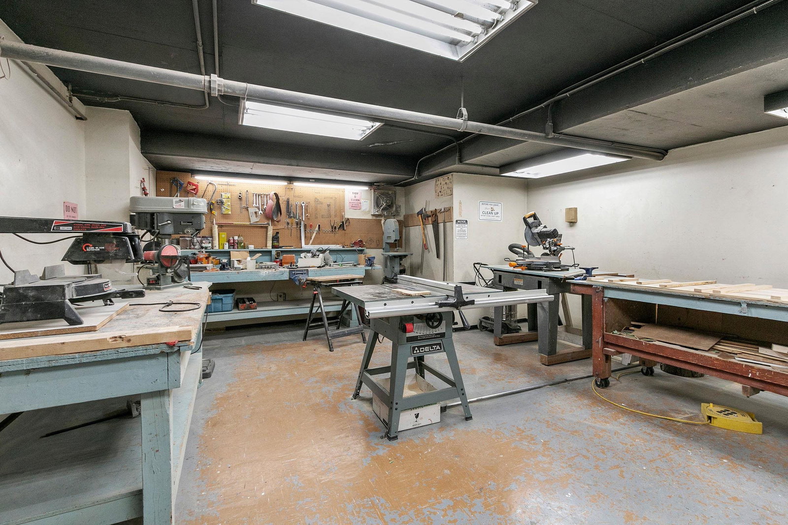 Listing Image 28