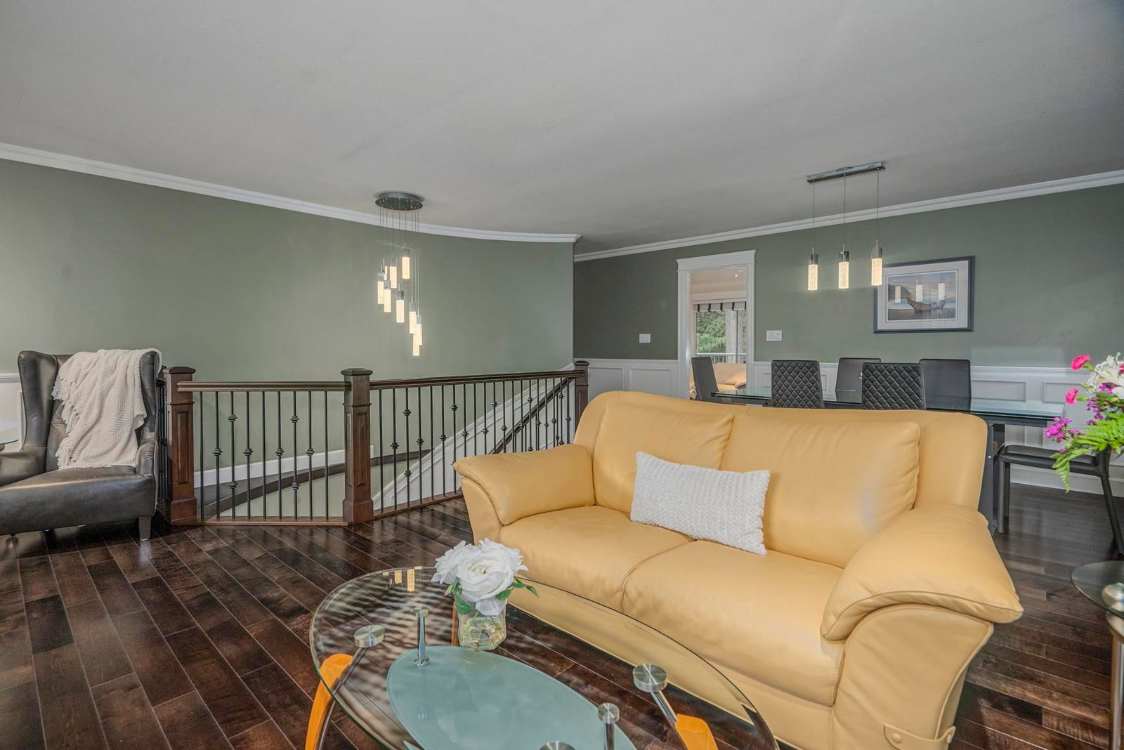Listing Image 19