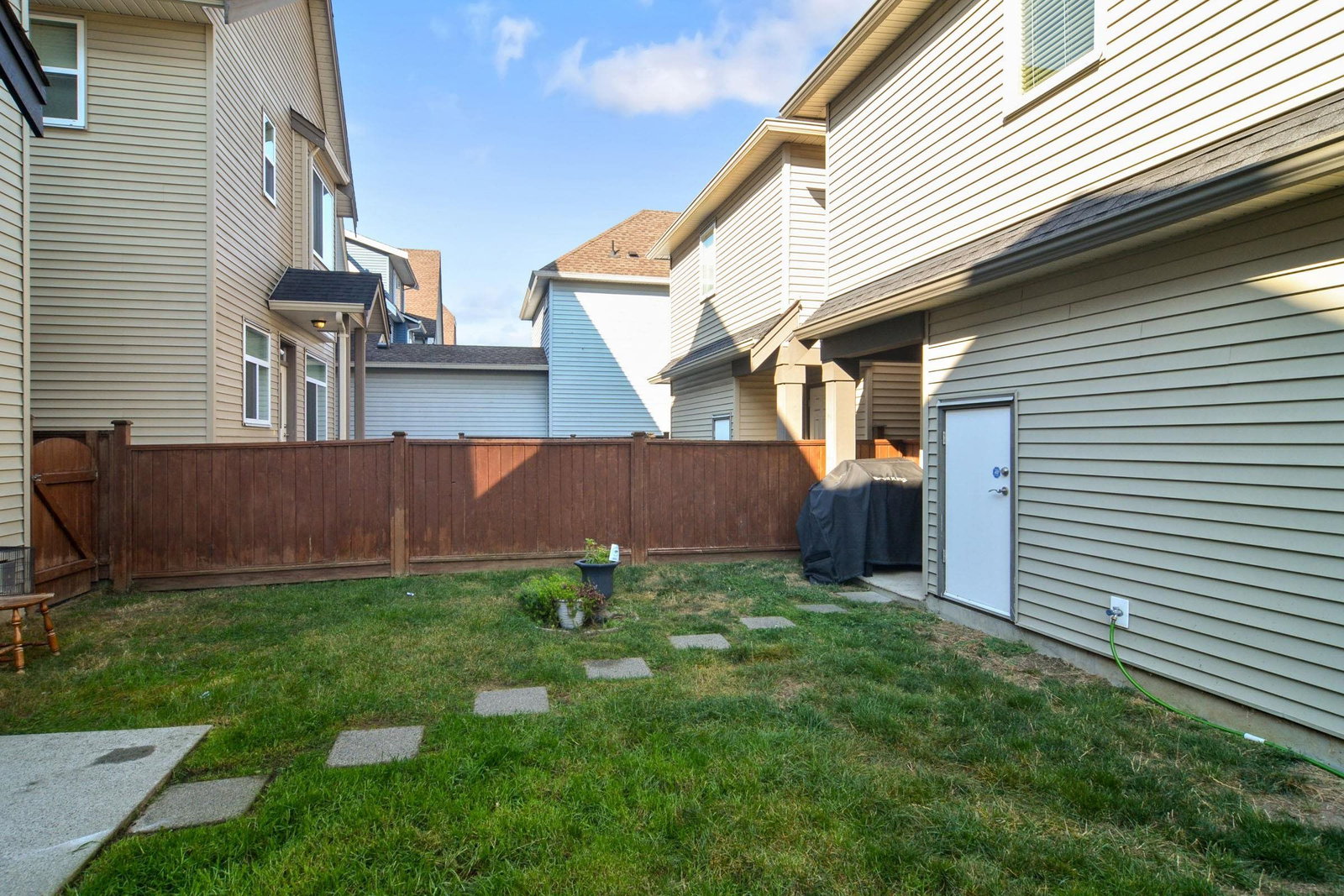 Listing Image 27