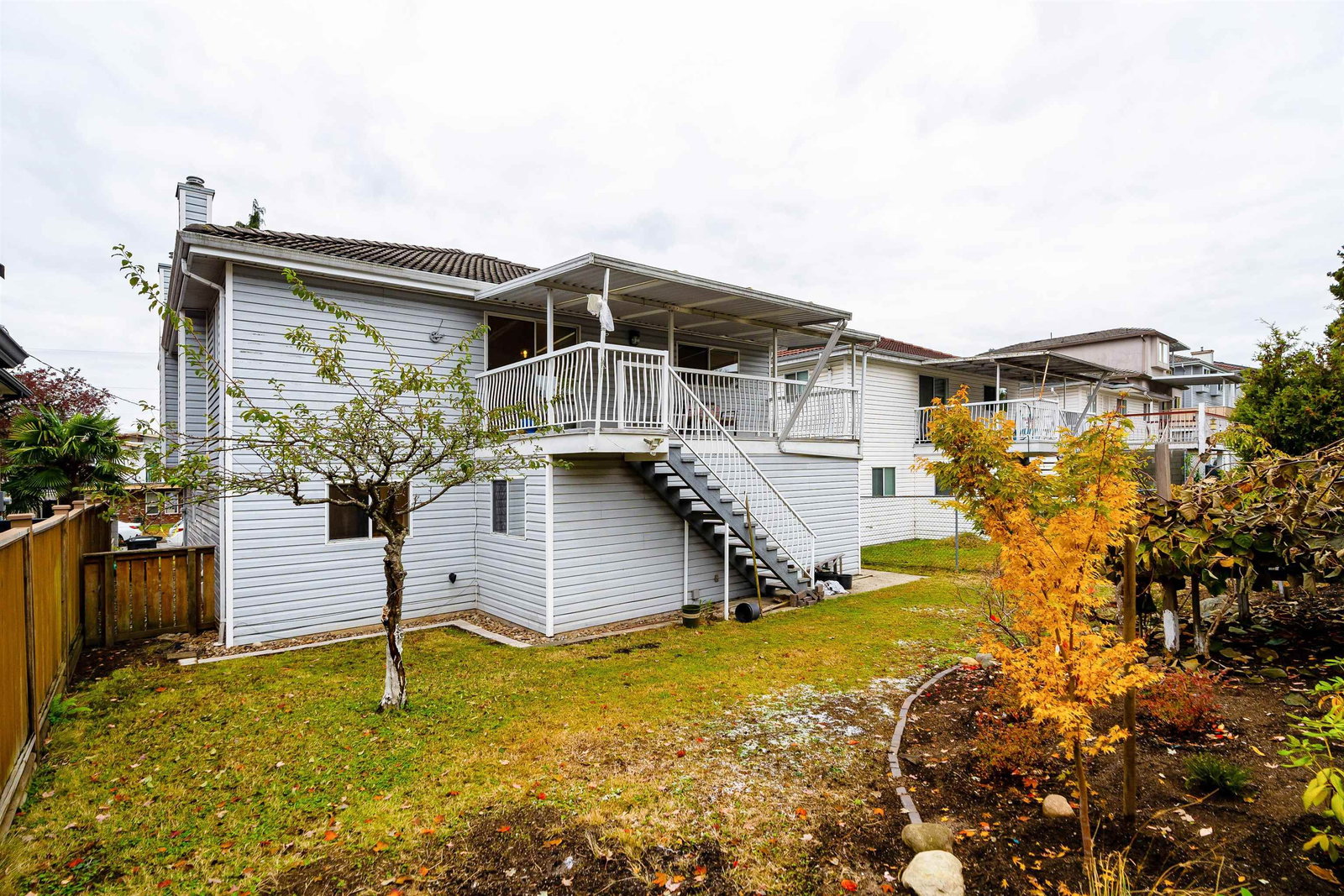 Listing Image 11