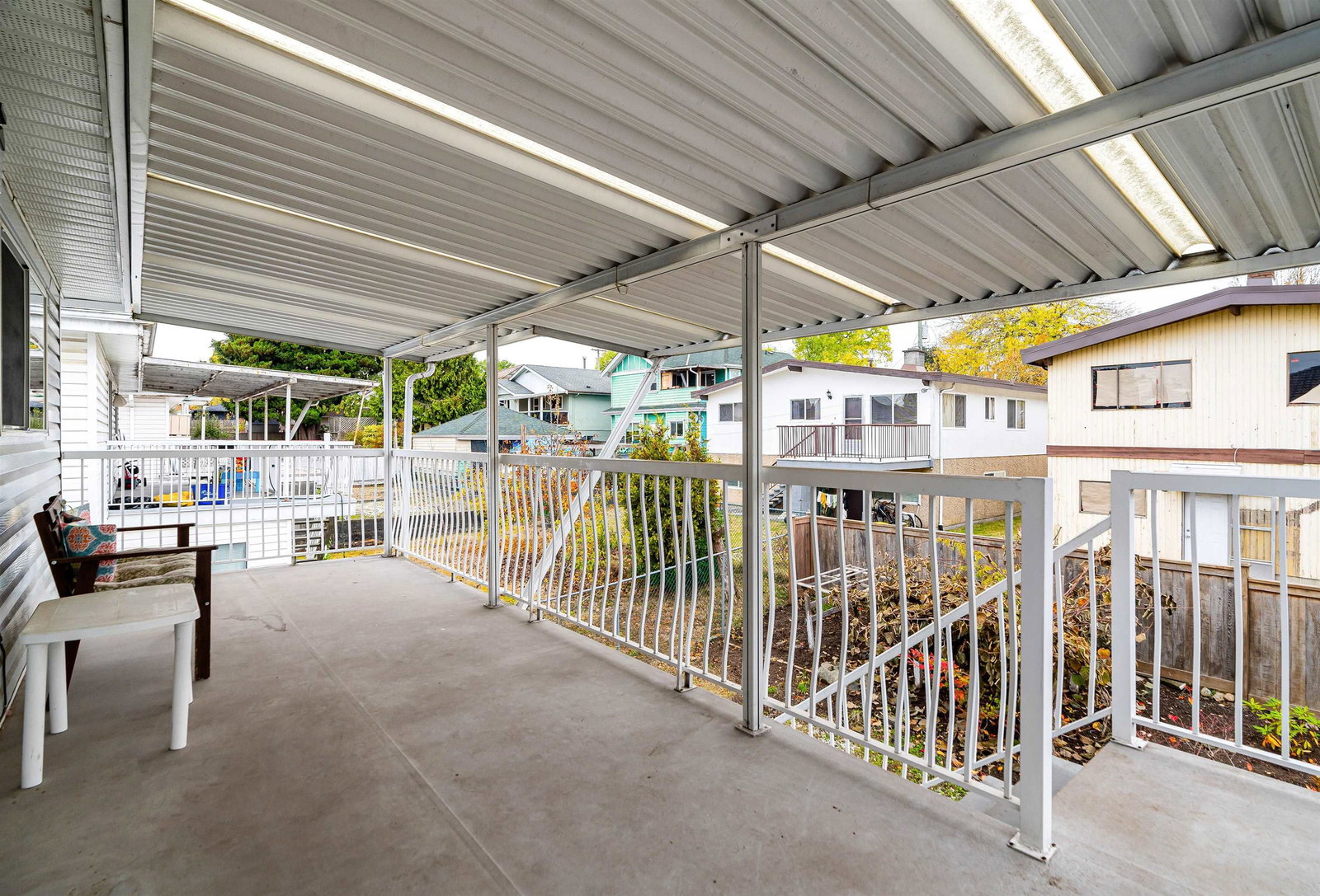 Listing Image 9