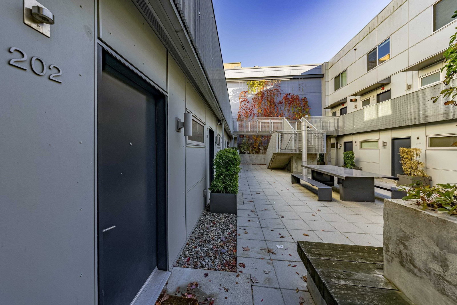 Listing Image 20