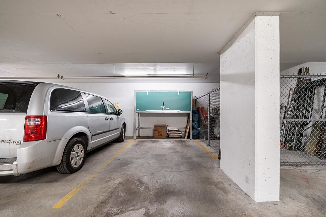 Listing Image 24