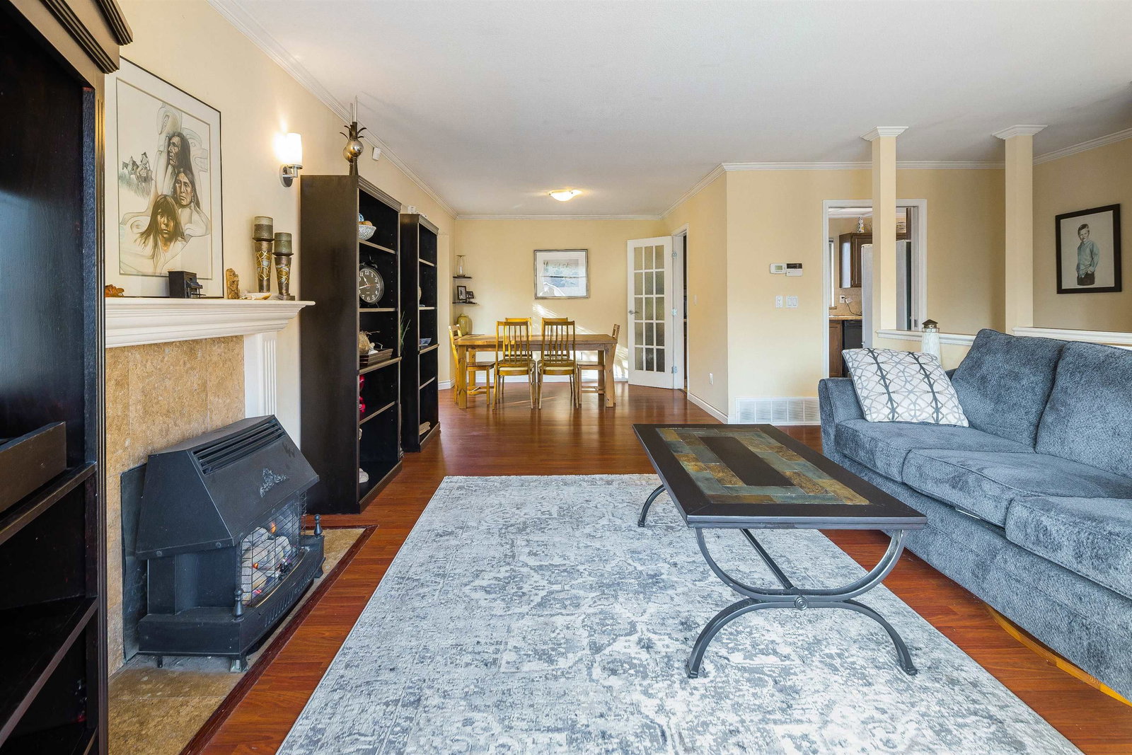 Listing Image 8