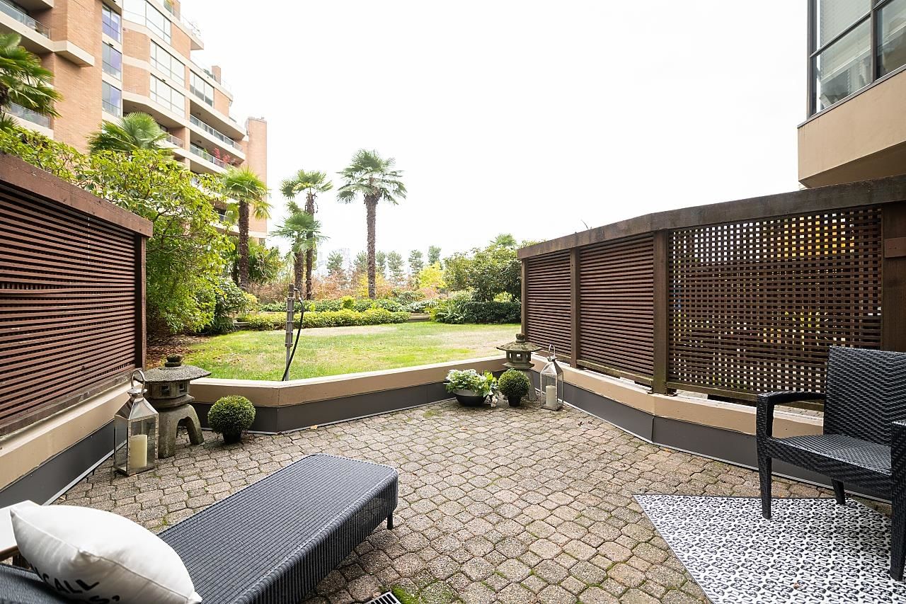 Listing Image 6