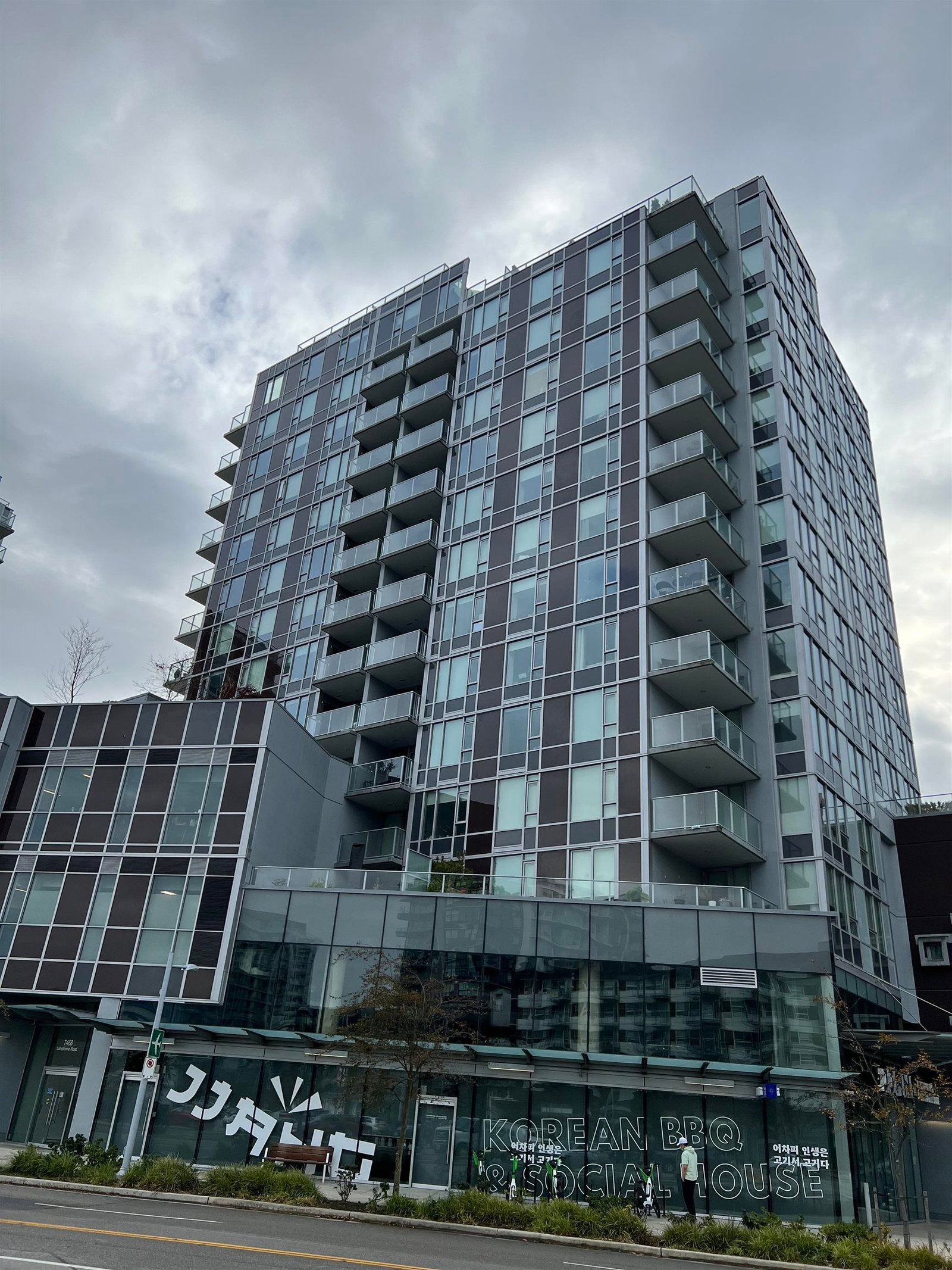 Listing Image 1