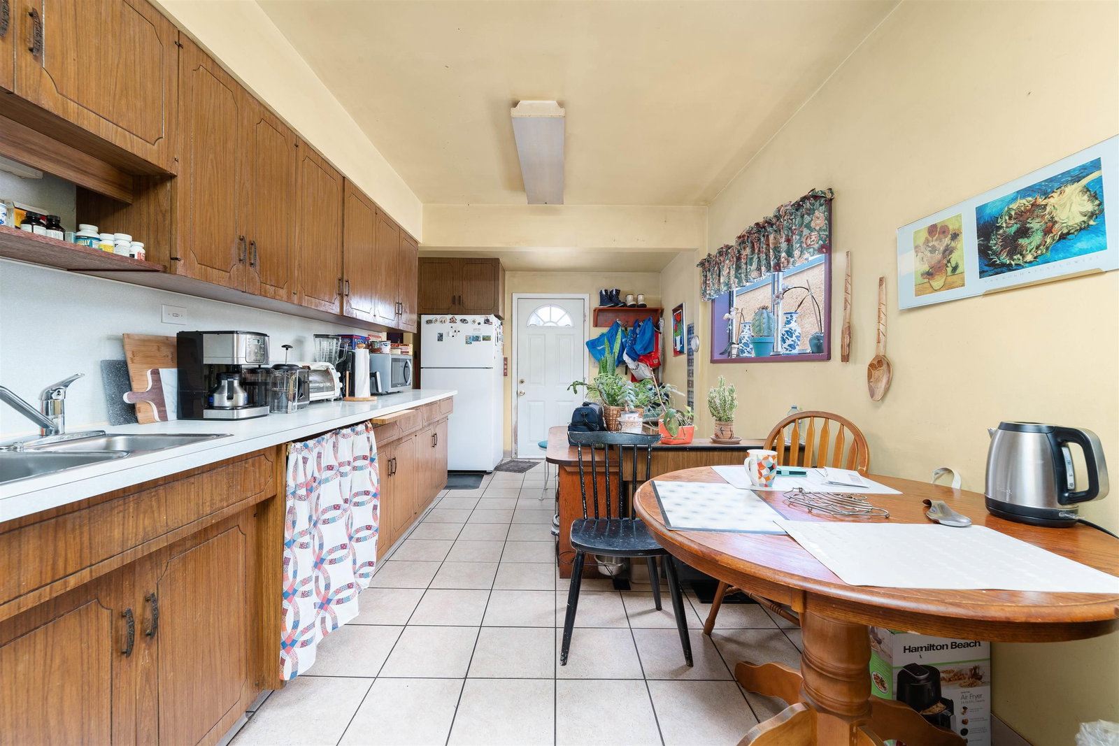 Listing Image 6