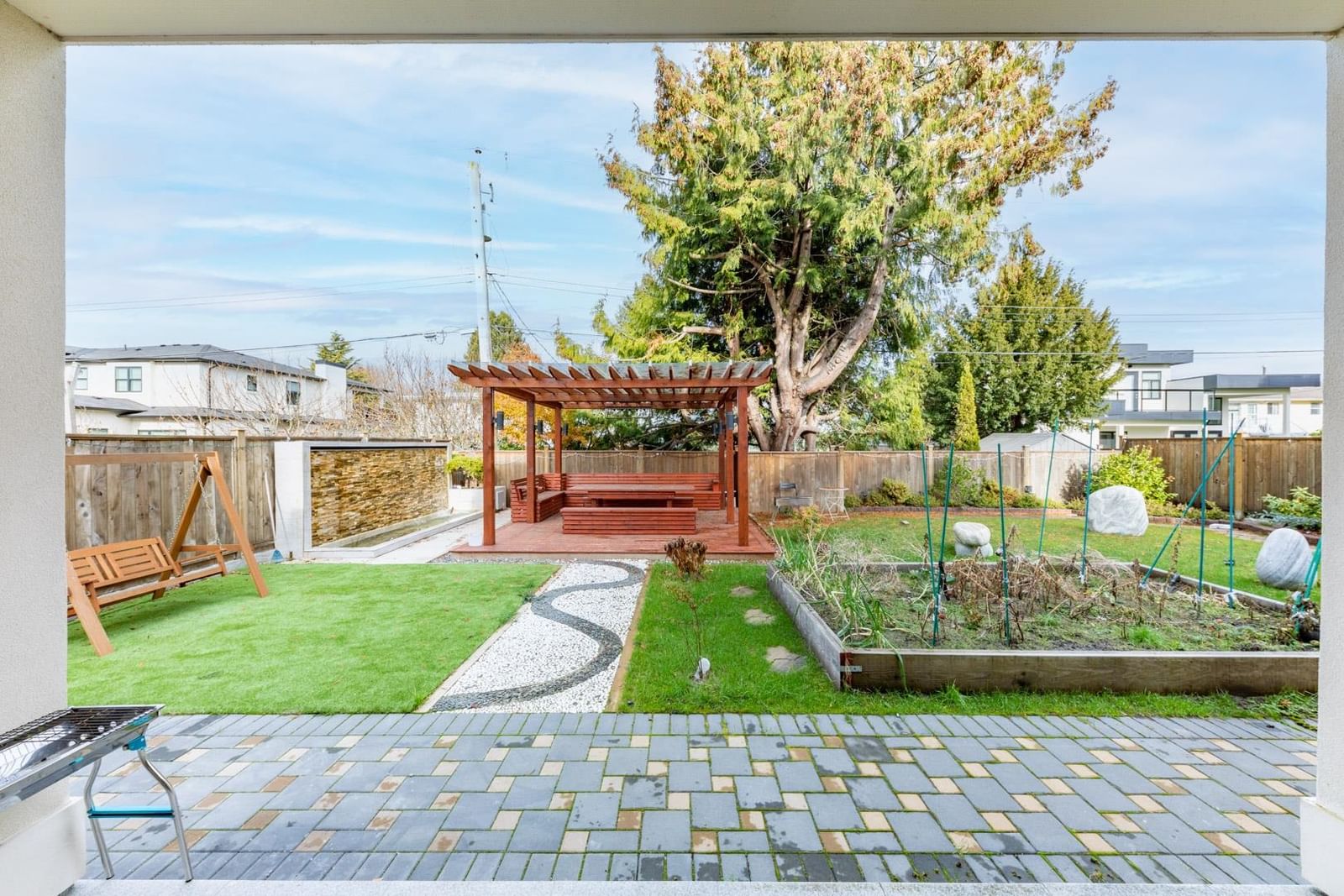 Listing Image 21