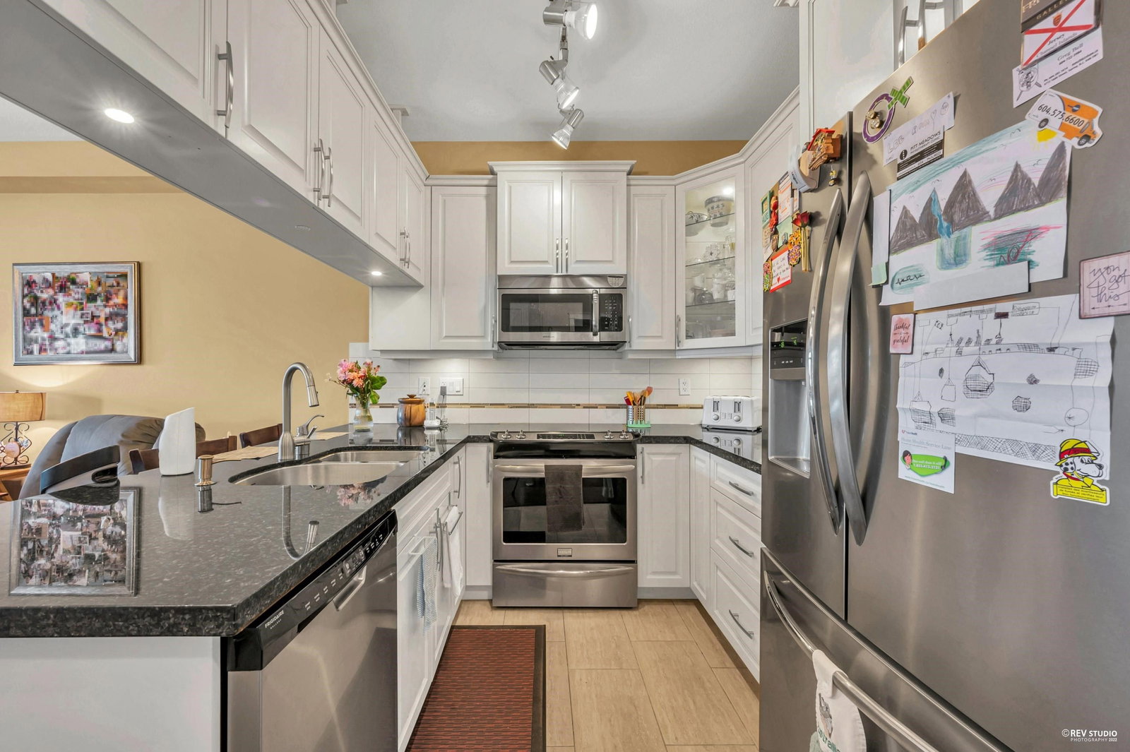 Listing Image 6