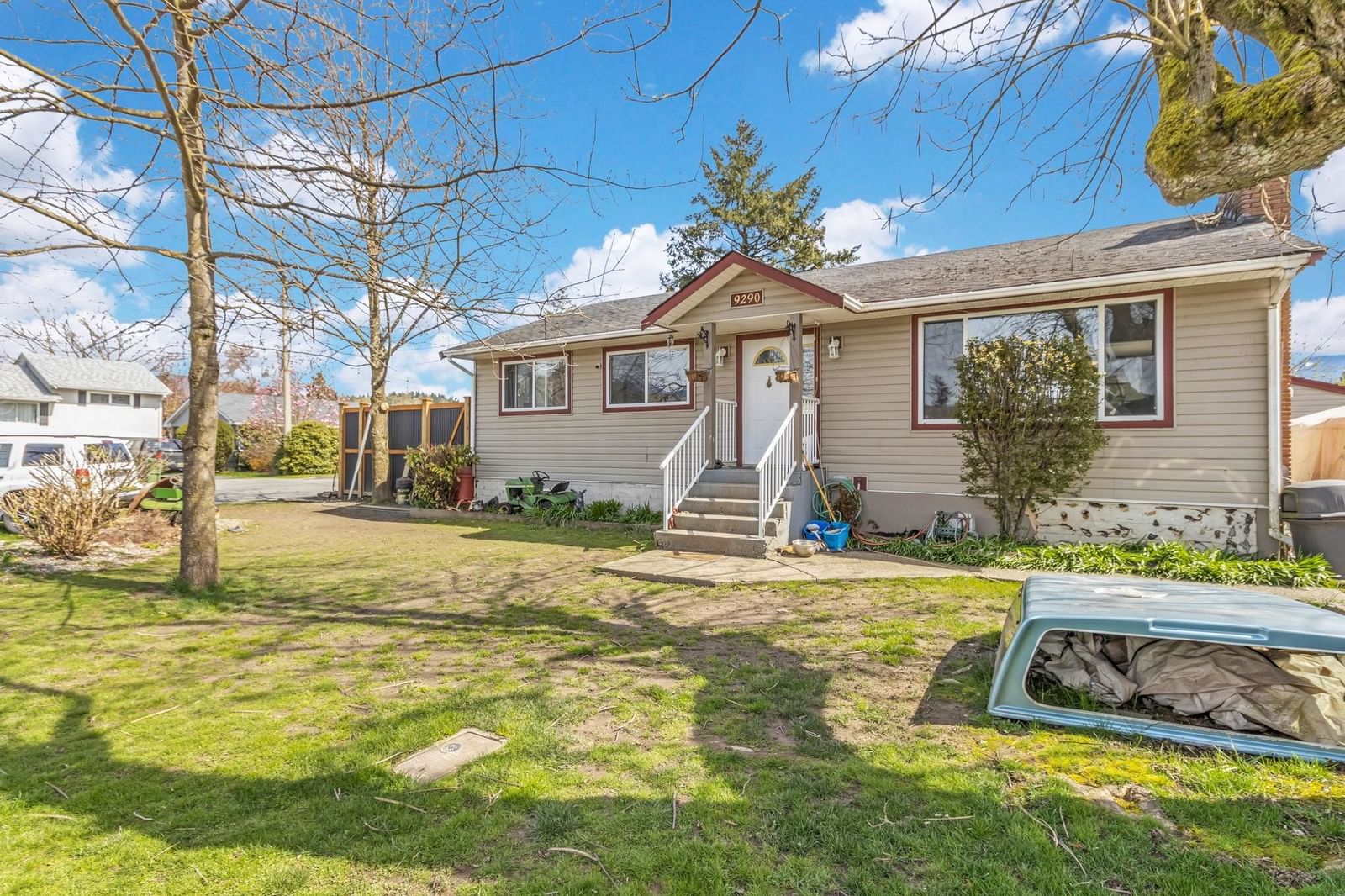 Listing Image 3