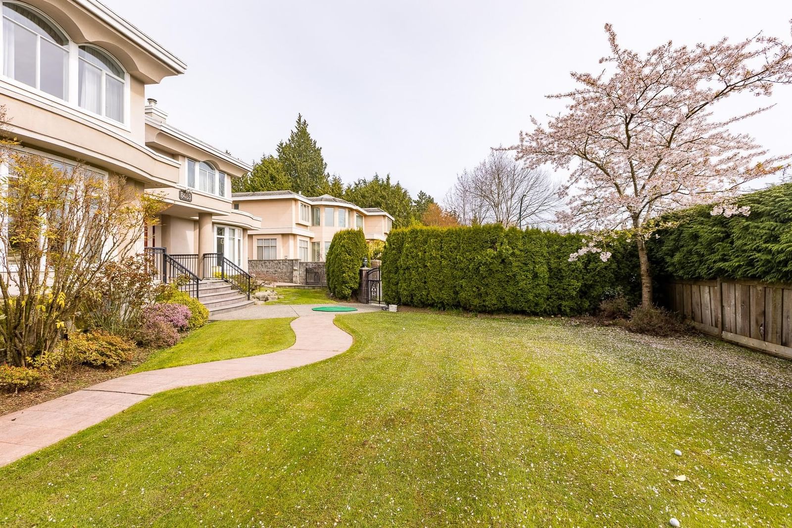 Listing Image 22