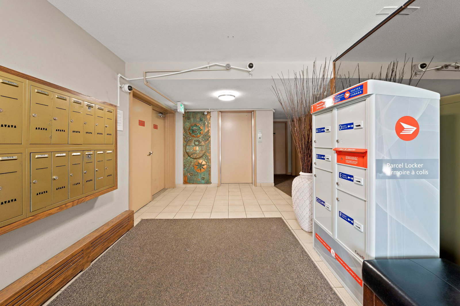 Listing Image 19