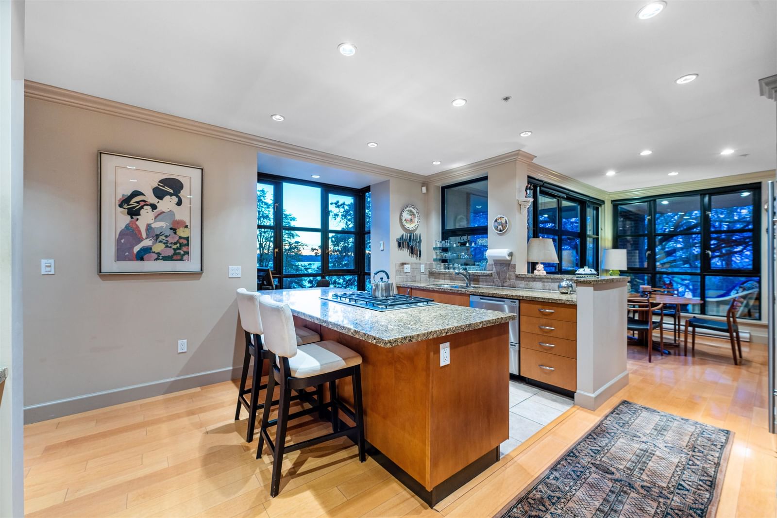 Listing Image 13