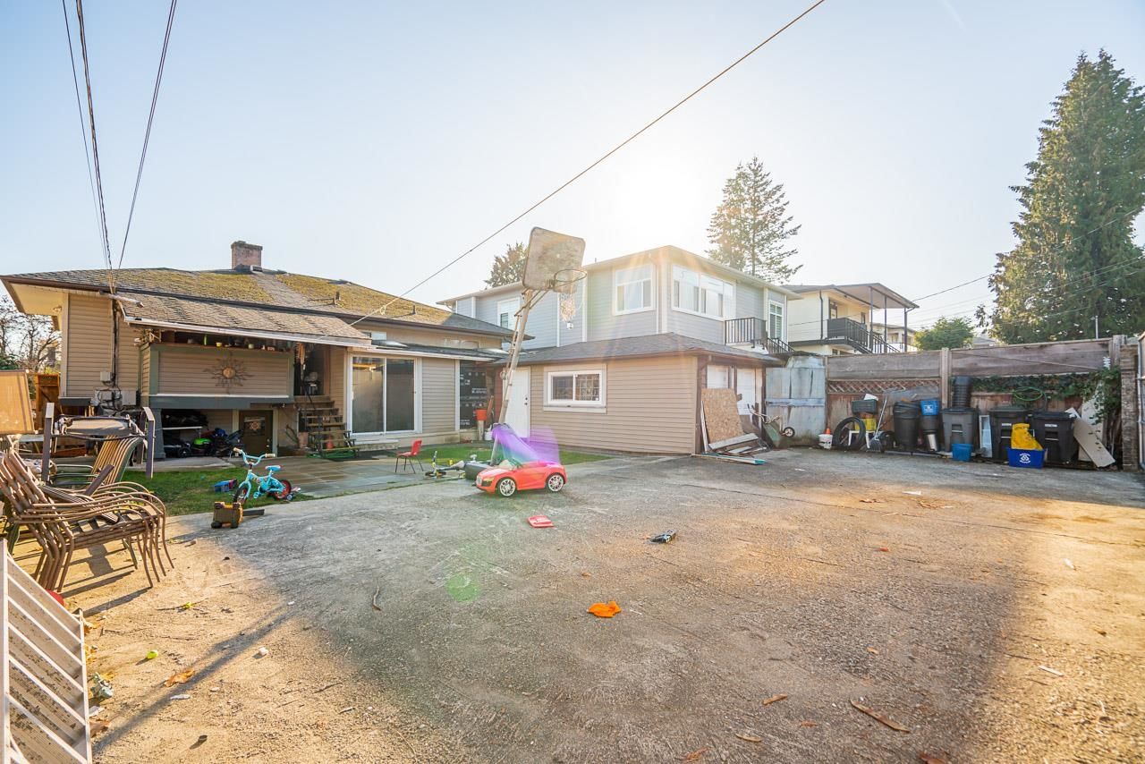 Listing Image 18