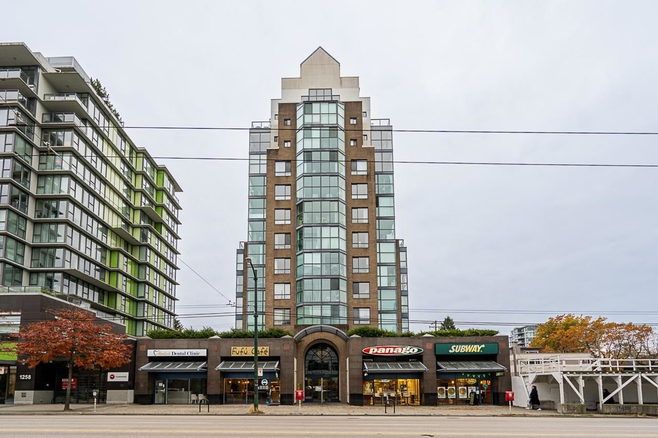 Listing Image 19