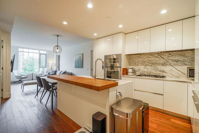 303 - 7428 Alberta Street