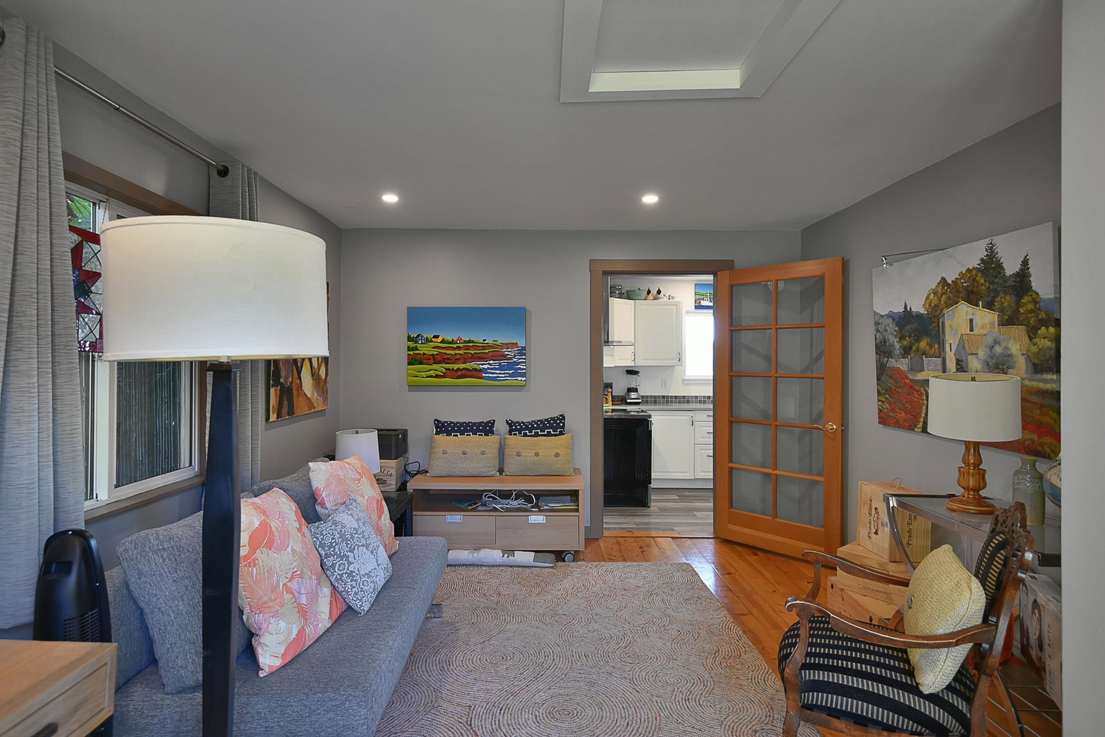 Listing Image 19