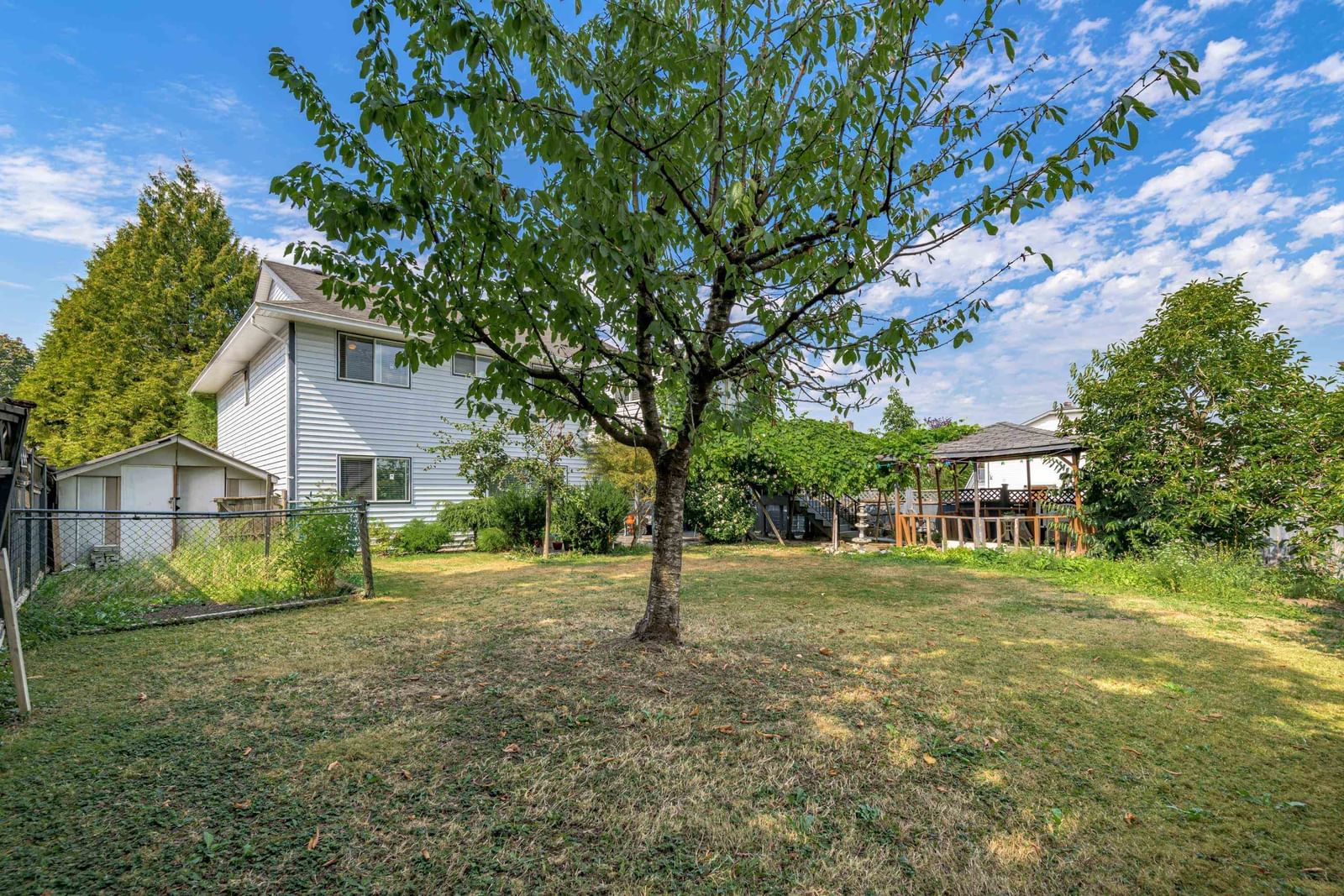 Listing Image 38