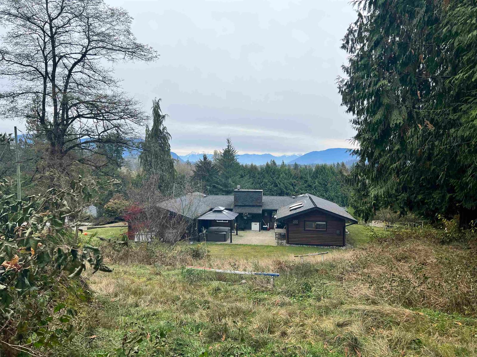 Listing Image 6