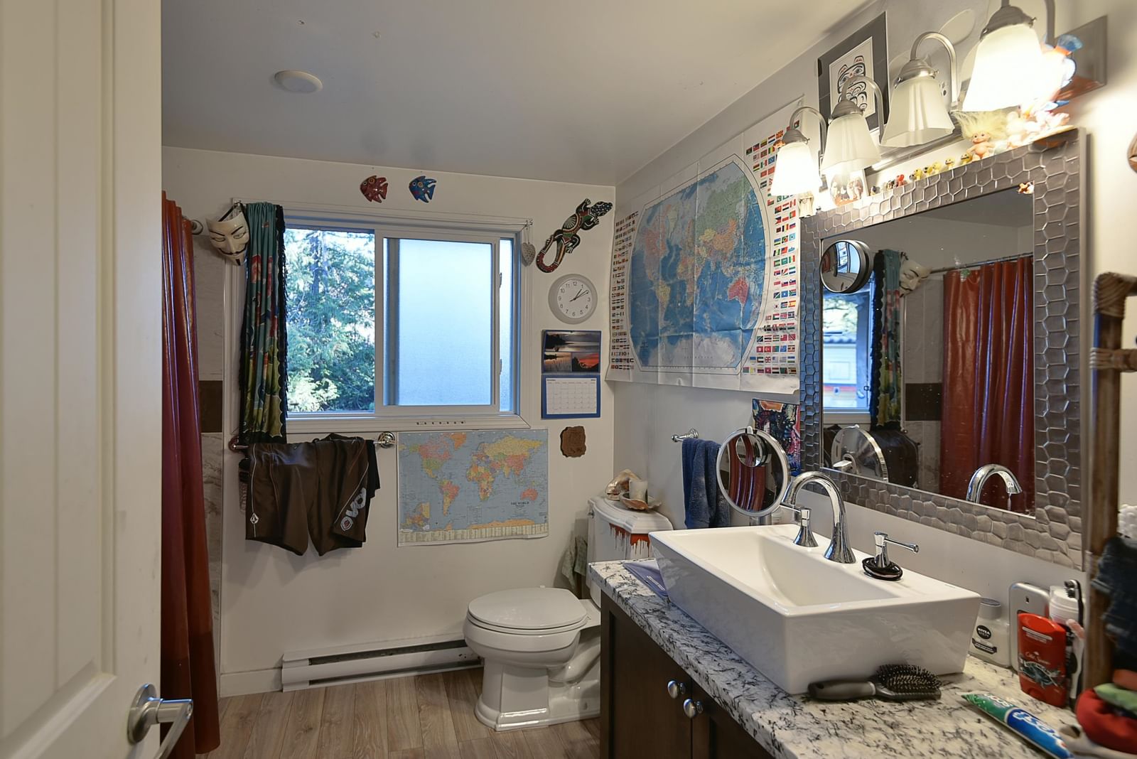 Listing Image 16