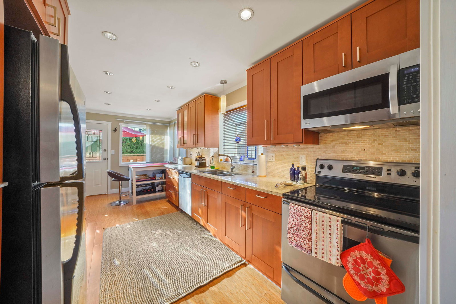 Listing Image 22