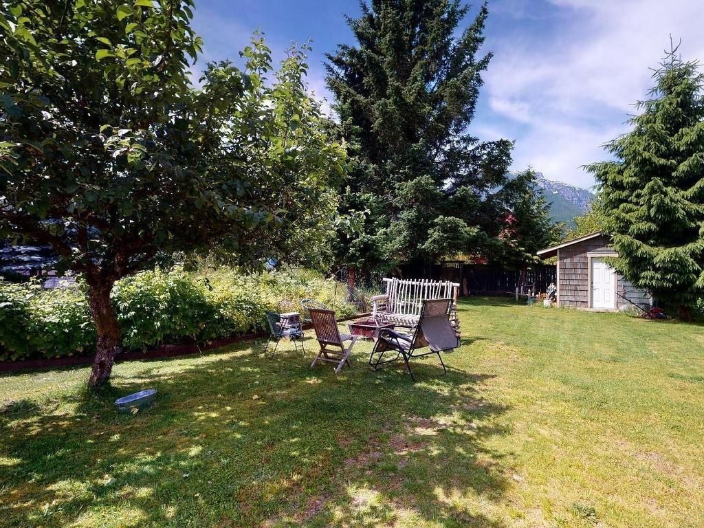 Listing Image 17
