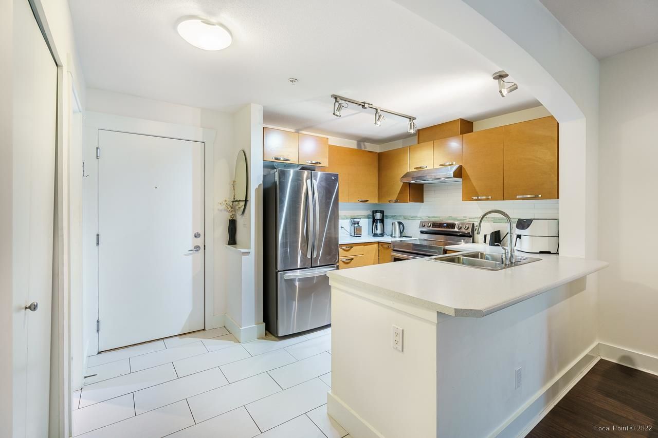 Listing Image 8