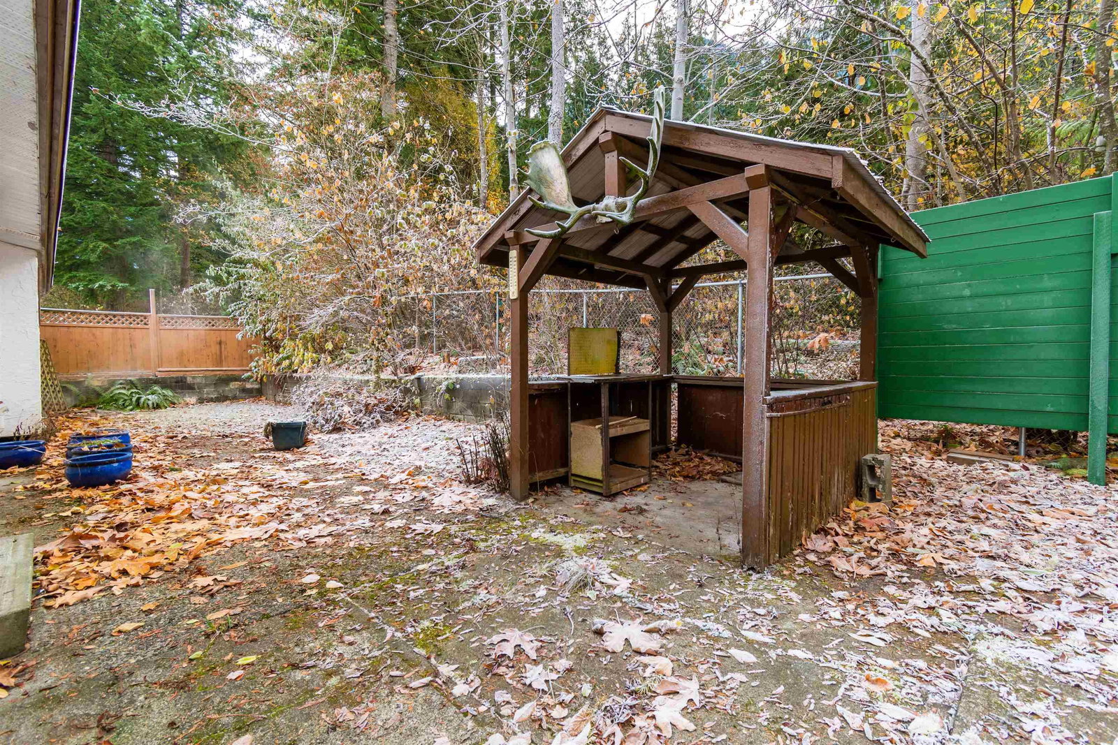 Listing Image 6
