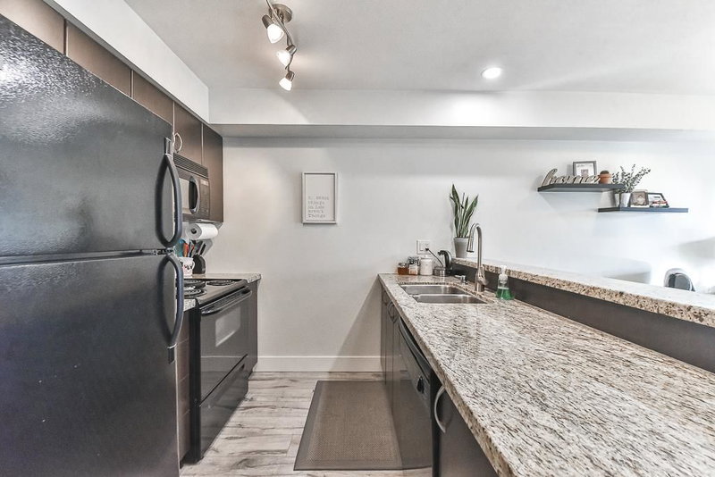 203 - 2515 Park Drive, Abbotsford, V2S 0B2 | Image 3