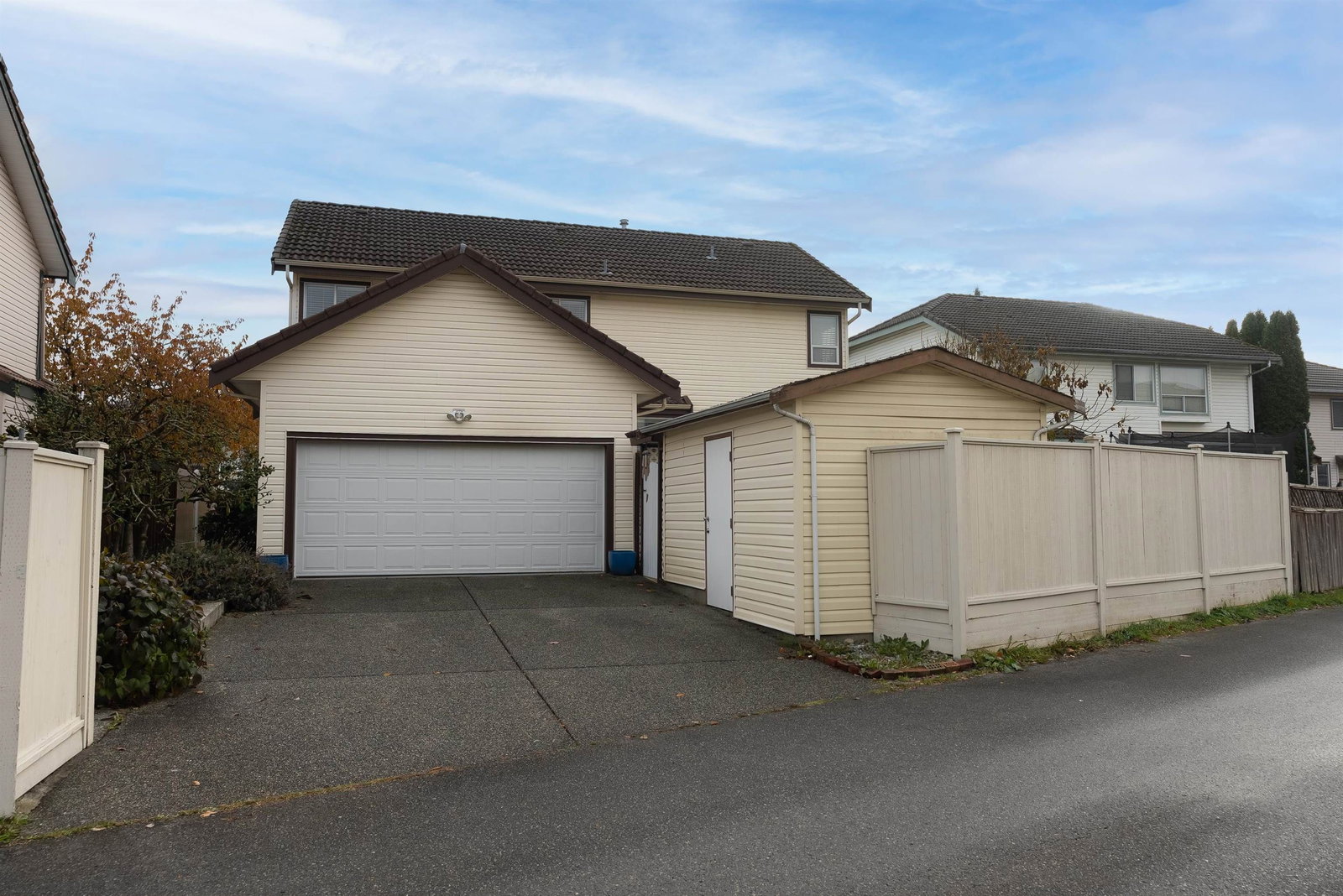Listing Image 32