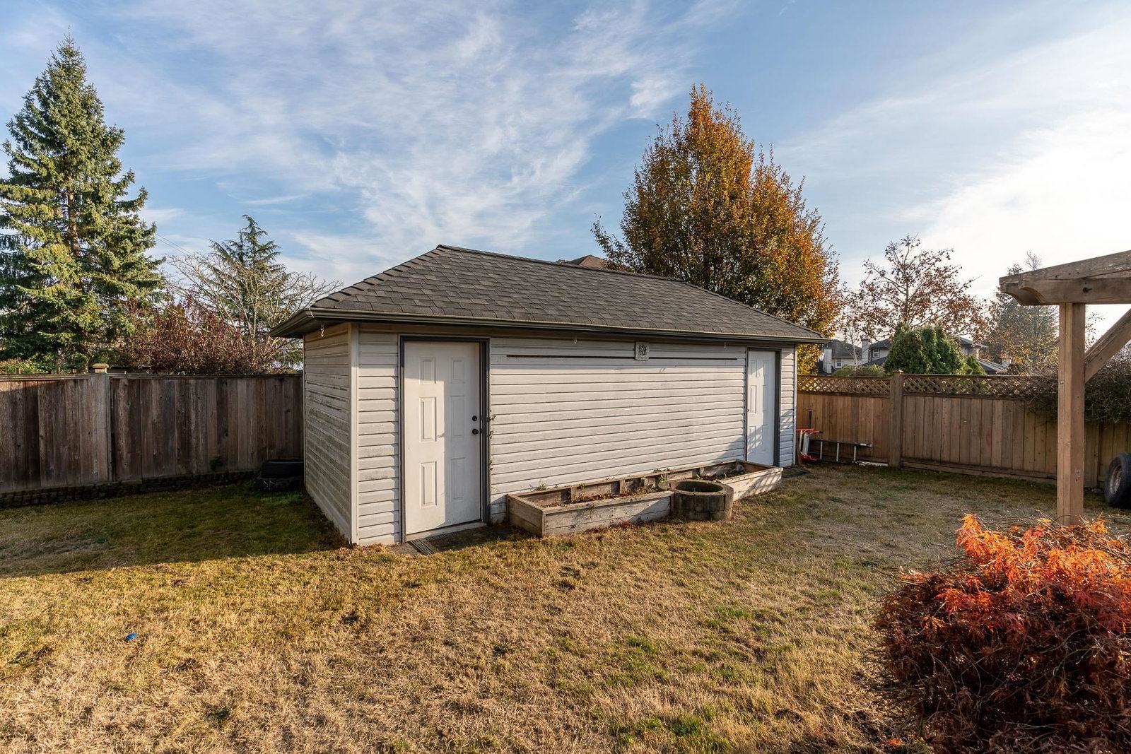 Listing Image 11