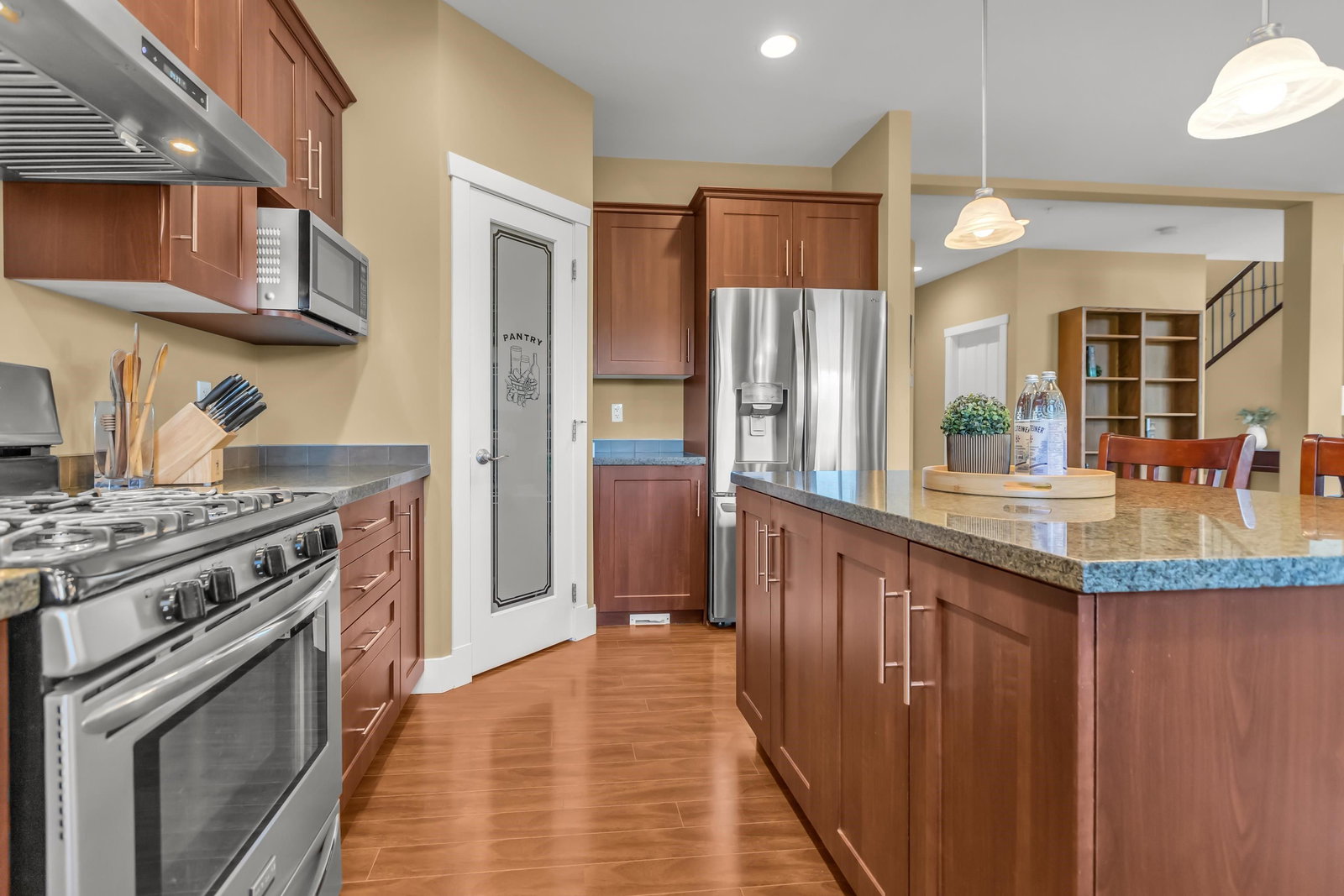 Listing Image 15