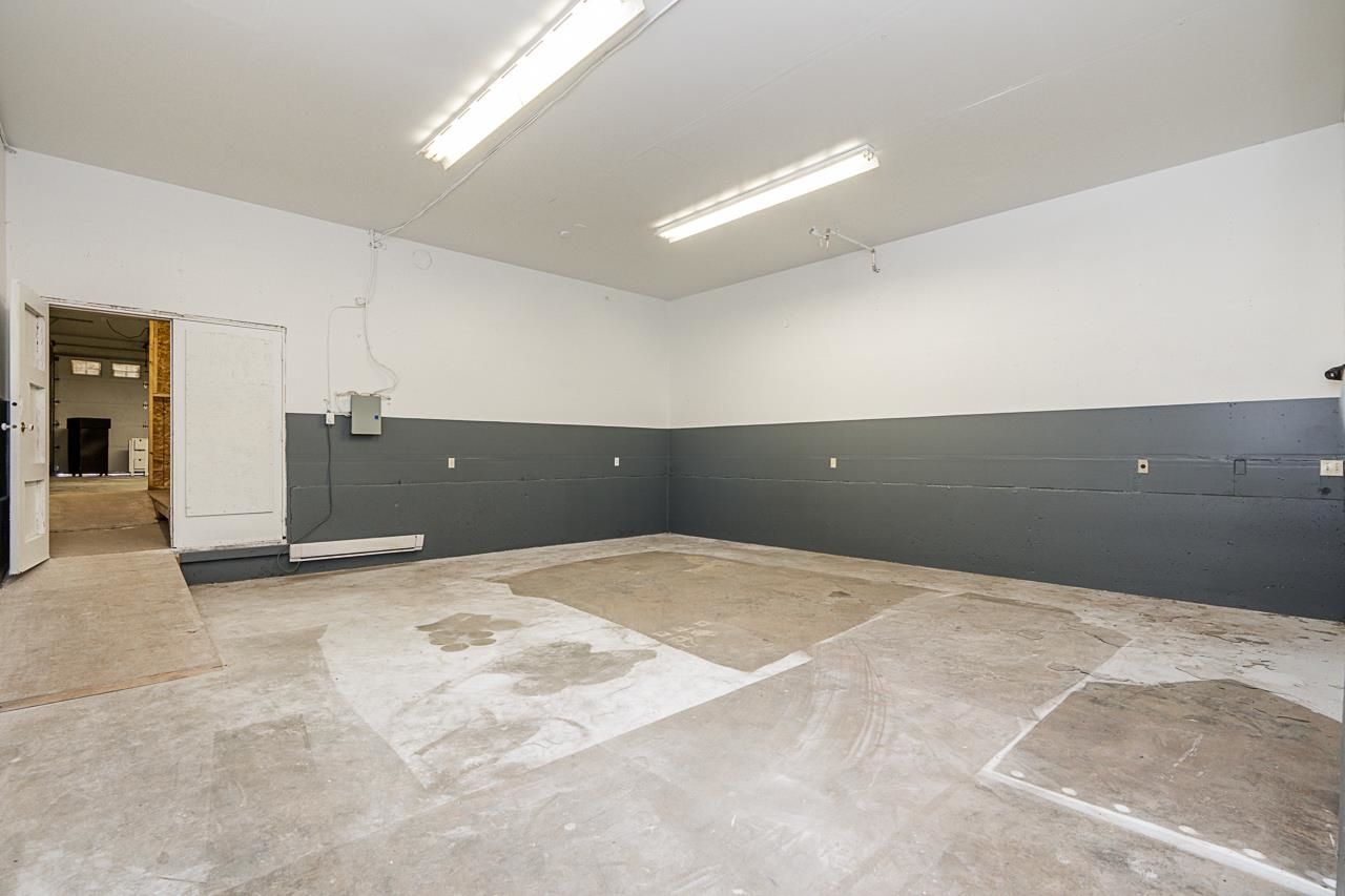 Listing Image 33