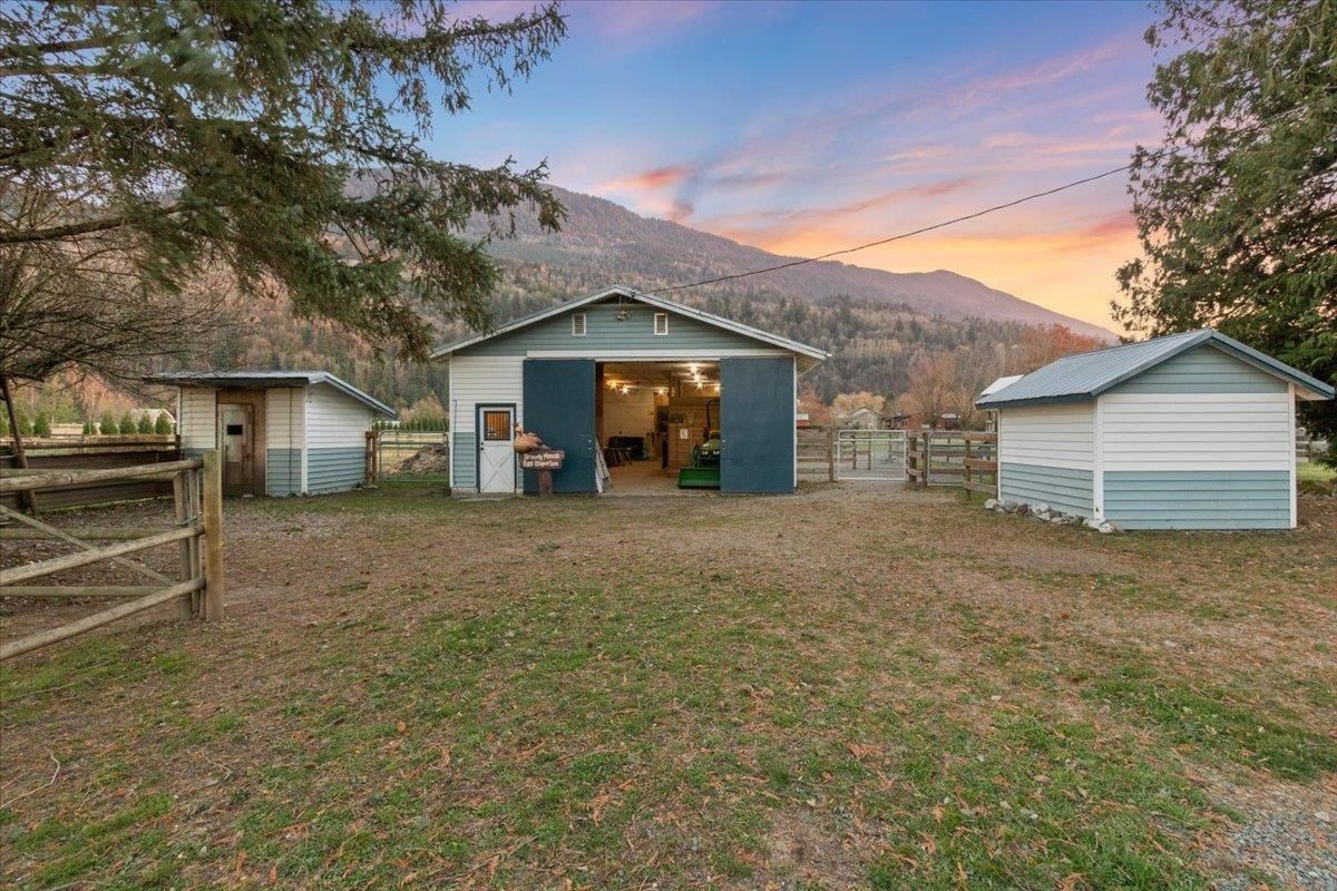 Listing Image 32