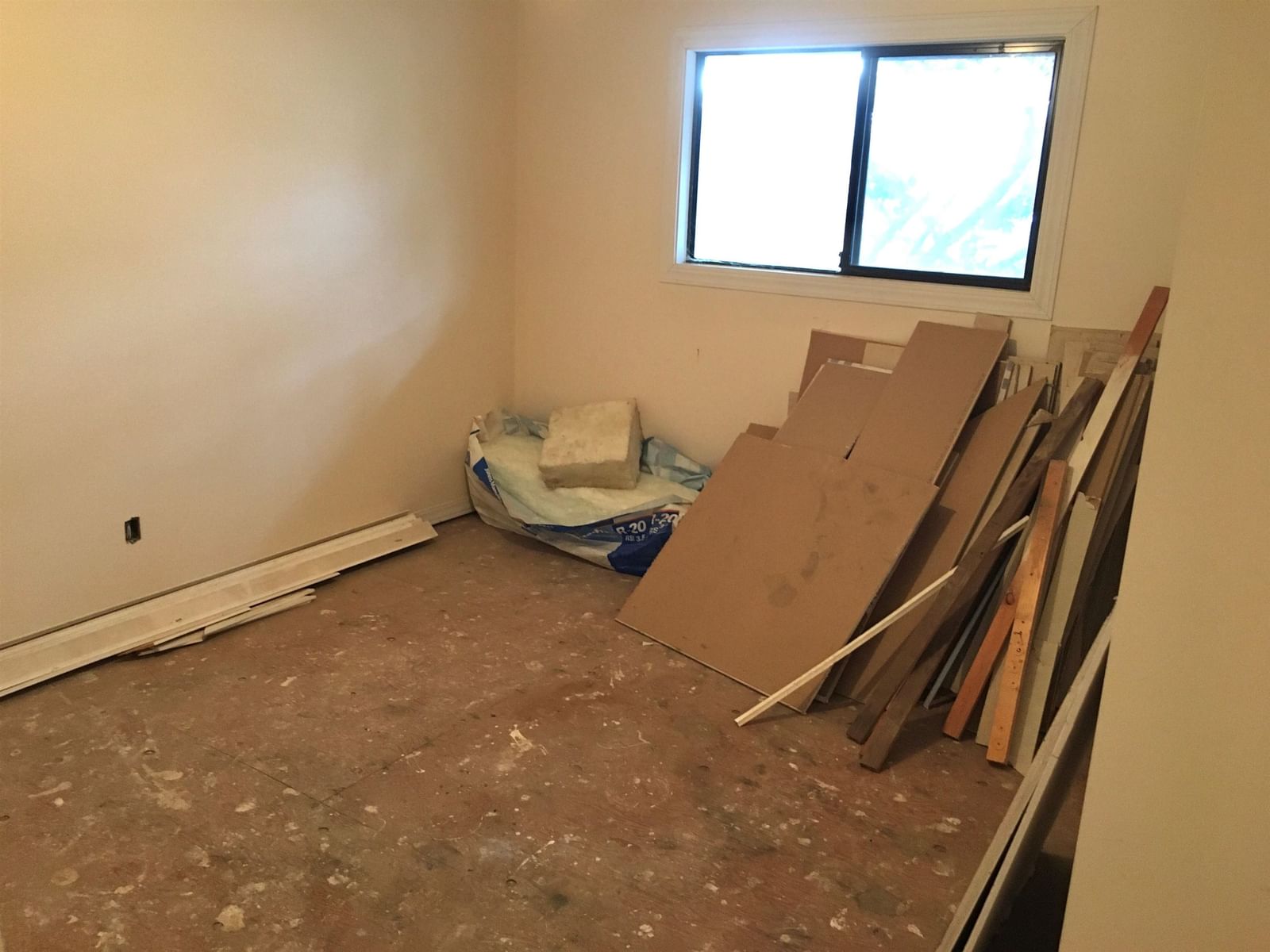 Listing Image 18