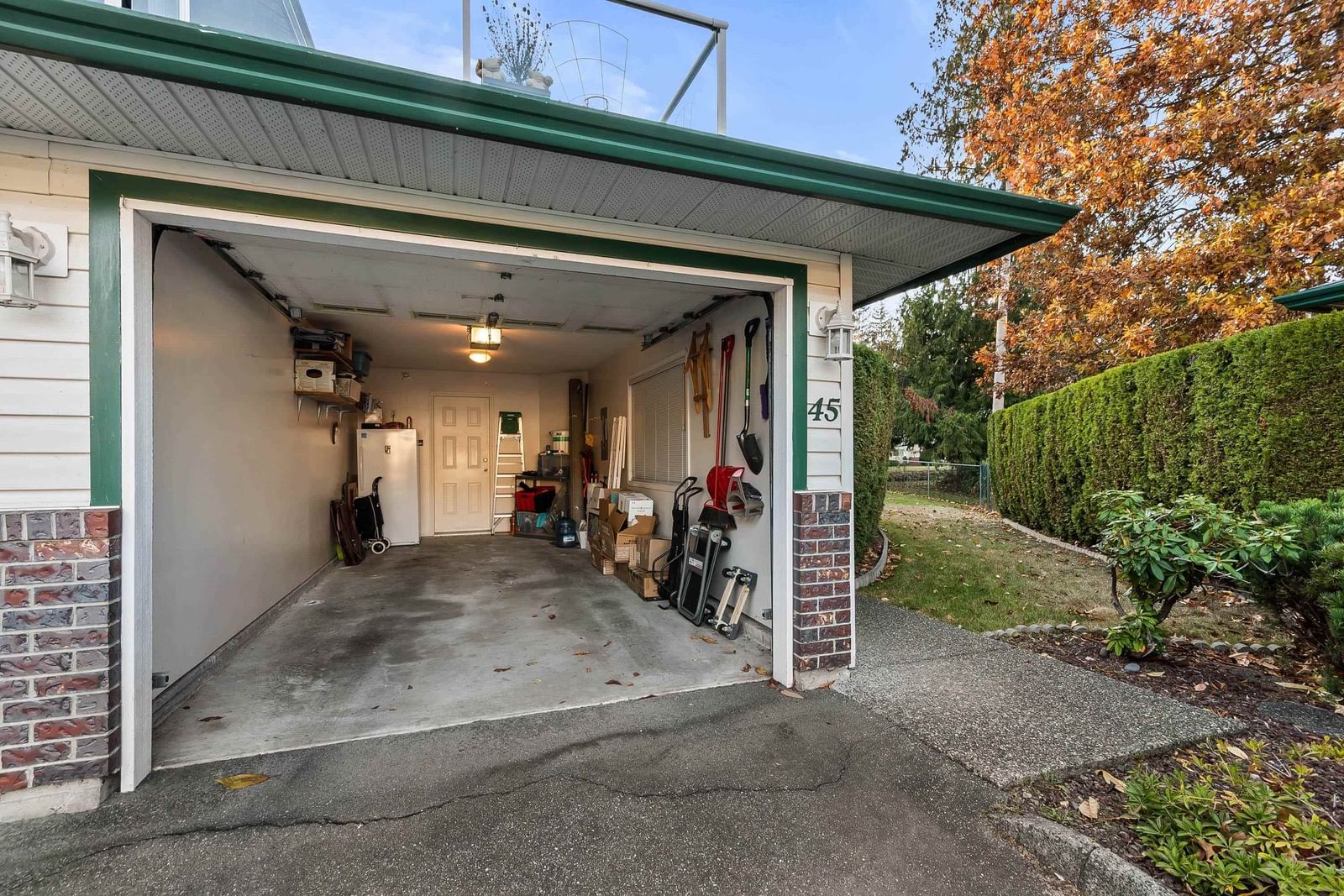 Listing Image 30