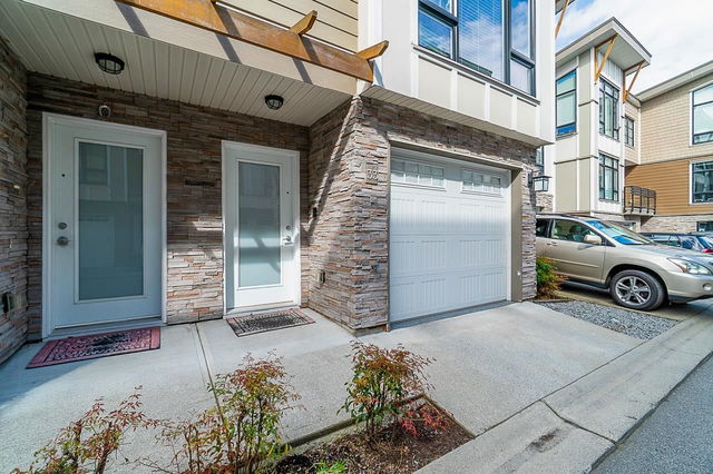33 - 9989 Barnston Drive