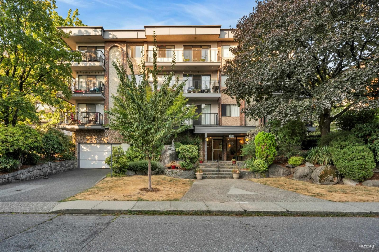 Listing Image 20
