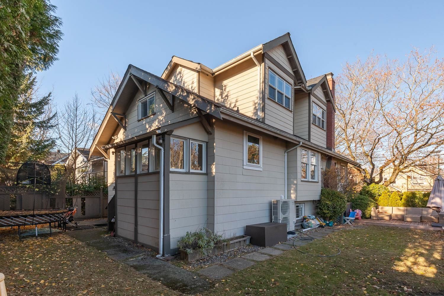 Listing Image 19