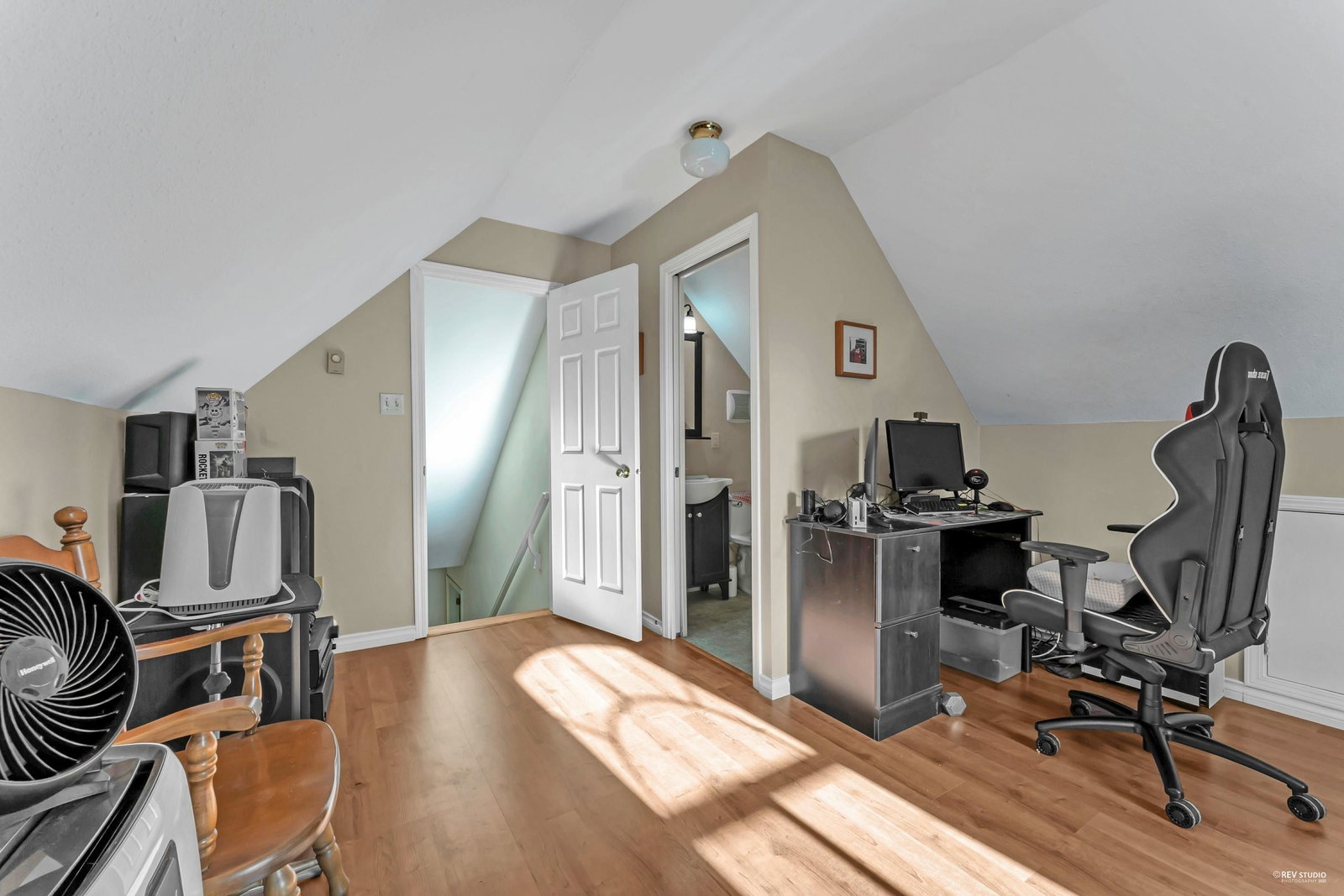 Listing Image 33