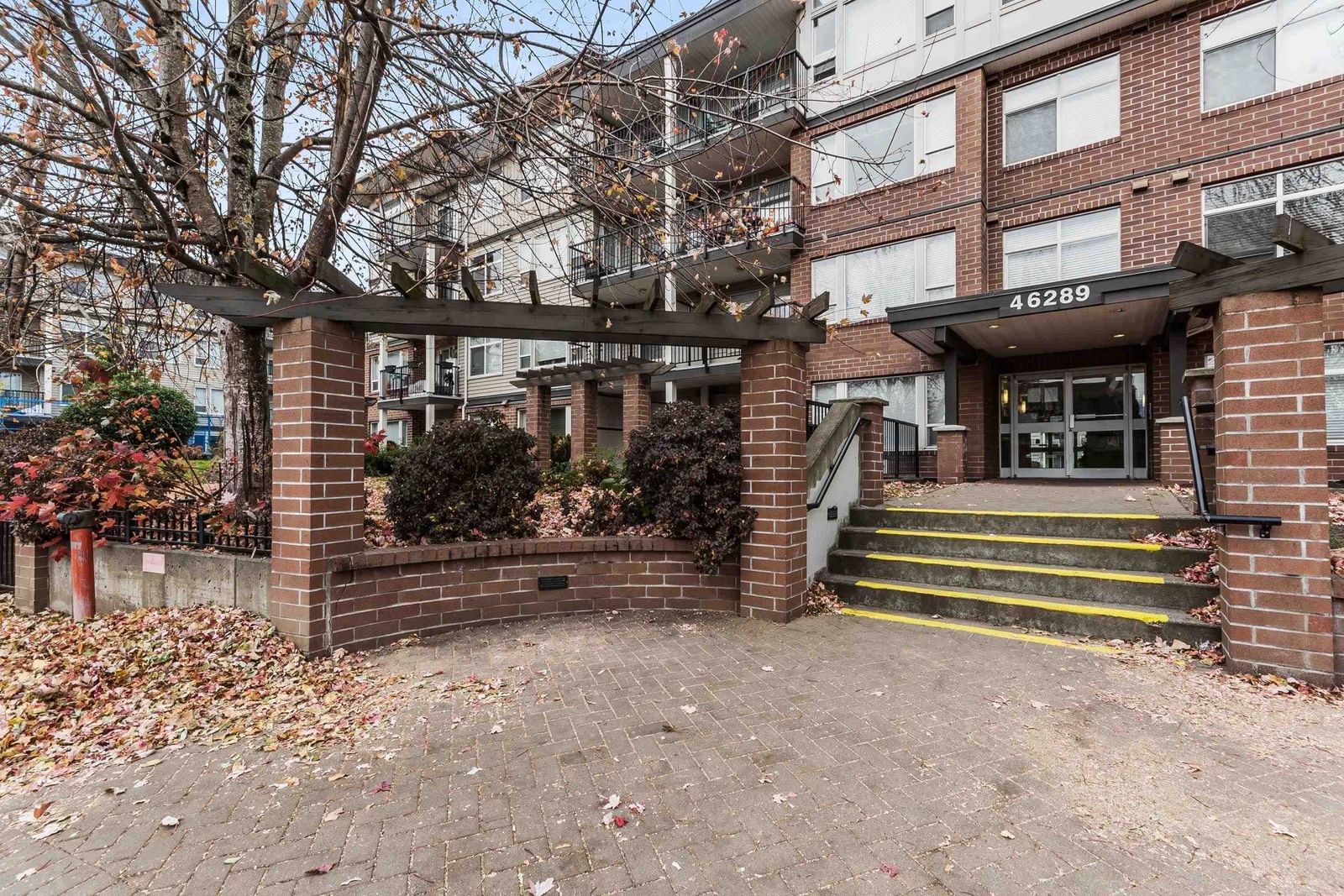 Listing Image 18