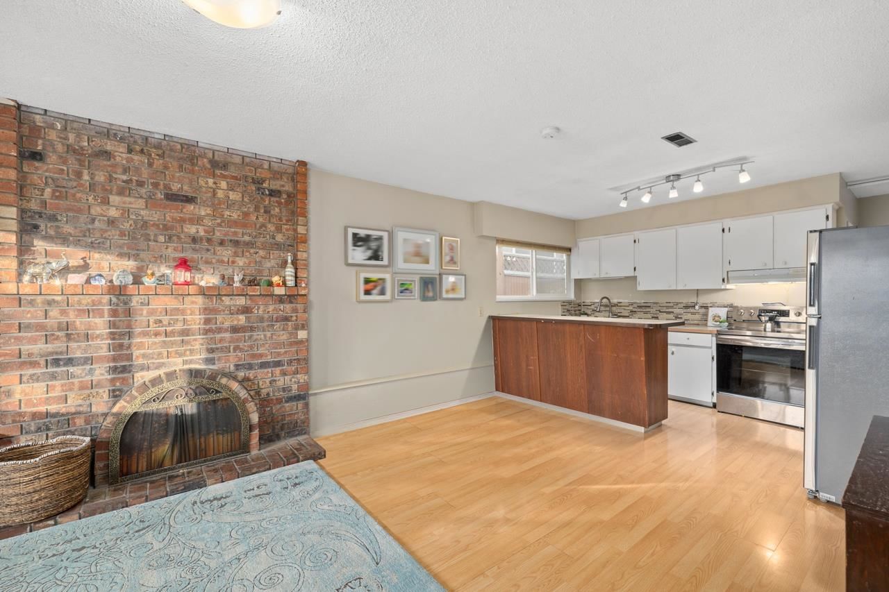 Listing Image 20