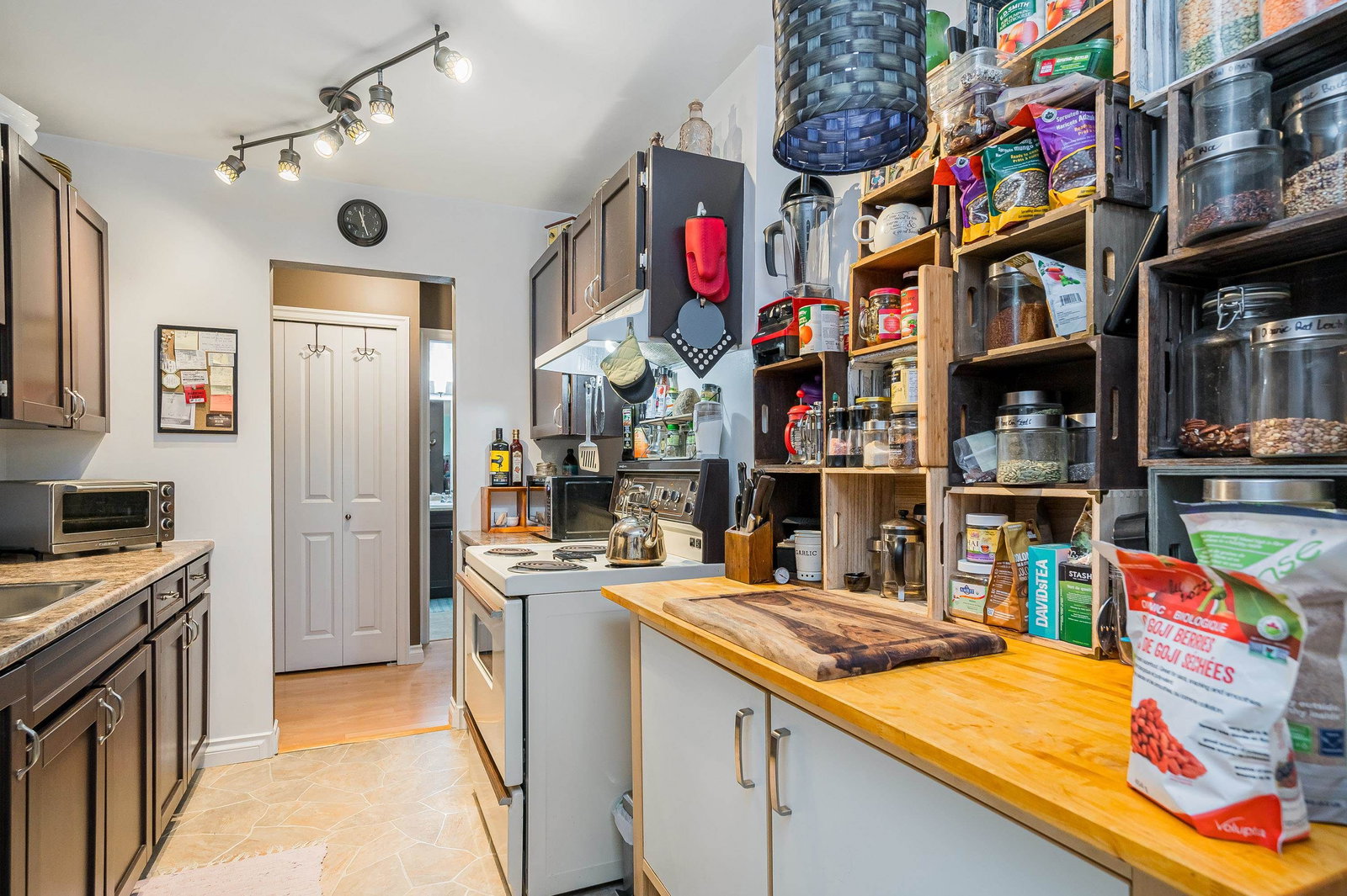 Listing Image 15
