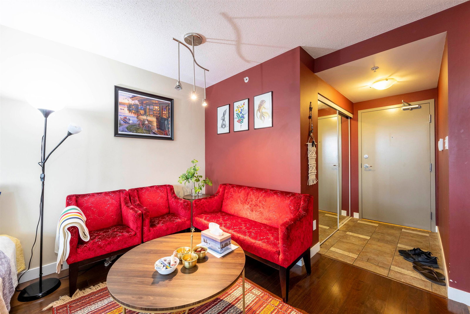 Listing Image 13